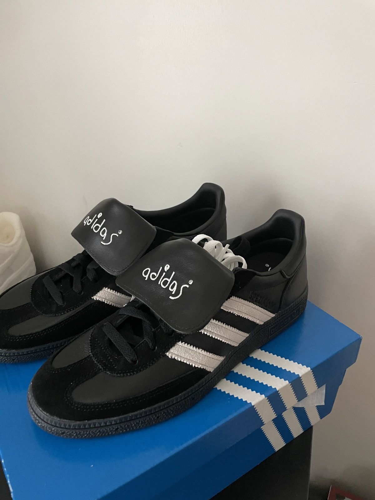 adidas gazelle silver green womens adidas Samba Lux Black / 9