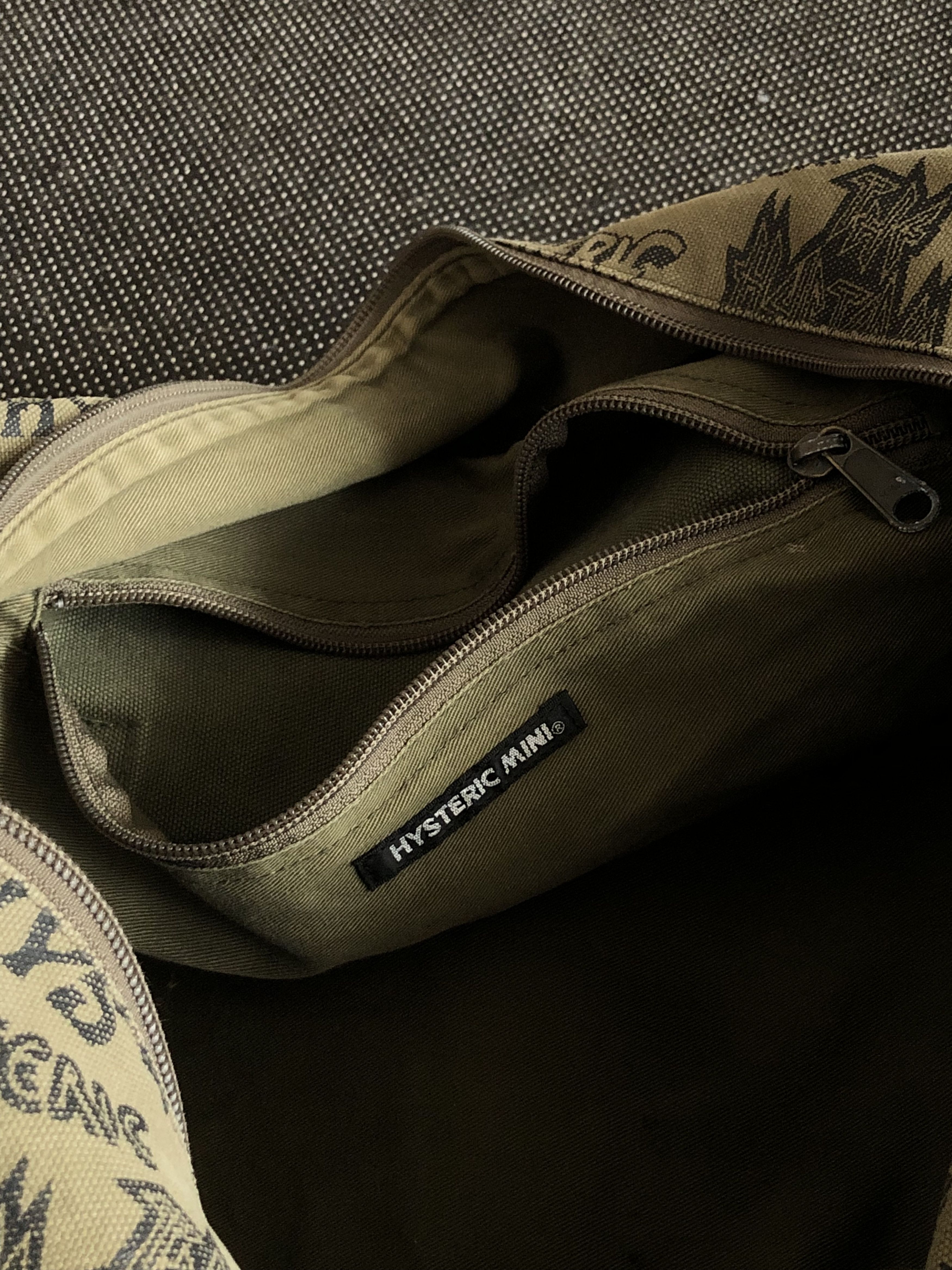 Hysteric Glamour × Vintage RARE🔥VINTAGE 90’S HYSTERIC GLAMOUR ARMY METAL DUFFLE BAG Size ONE SIZE - 17 Thumbnail