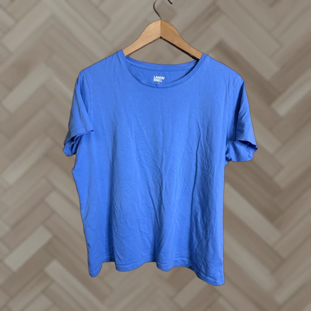 Lands' End Lands' End Womens Blue Crew Neck Short Sleeve T-Shirt XL 18-20 Regular Fit Easy Care Modern Casual Knit T-Shirt Women Size XL / US 12-14 / IT 48-50 - 1 Thumbnail
