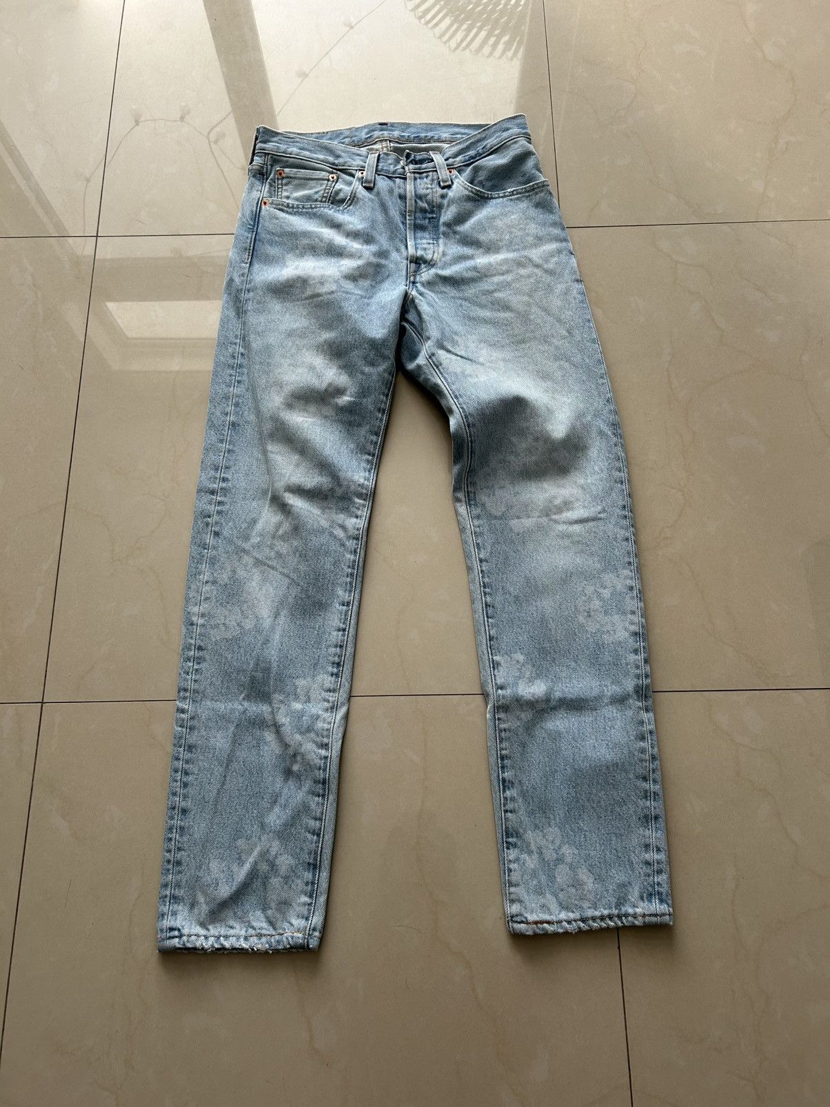 DENIM TEARS × Levi's Denim Tears Light Logo Denim Size US 28 / EU 44 - 1 Thumbnail