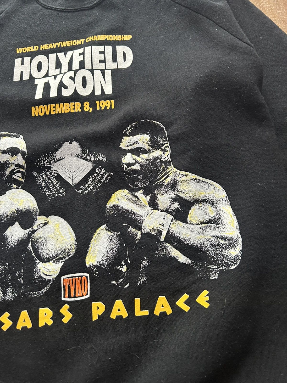 Rap Tees Vintage 1991 Mike Tyson vs Holyfield Crewneck Sweater Size US L / EU 52-54 / 3 - 3 Thumbnail