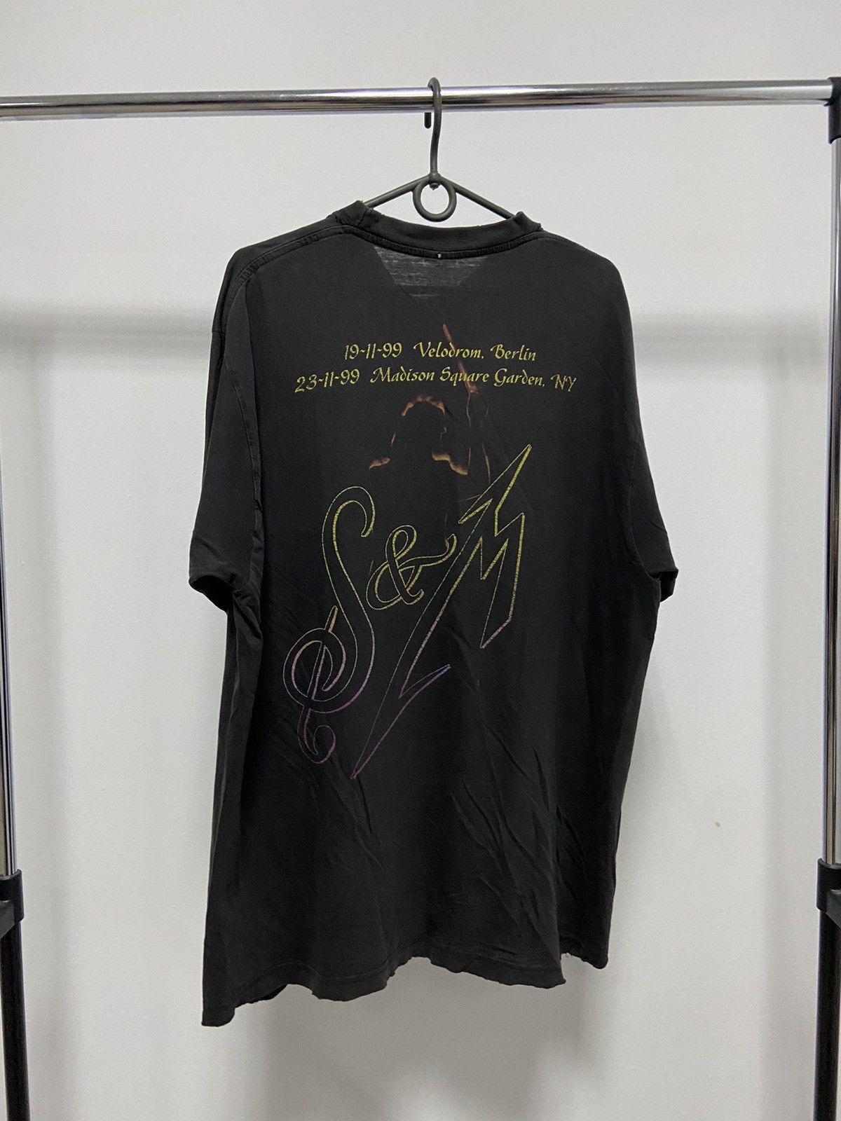 Metallica × Vintage Metallica S&M 1999 Vintage T shirt Big Logo Rock Size US XL / EU 56 / 4 - 2 Thumbnail