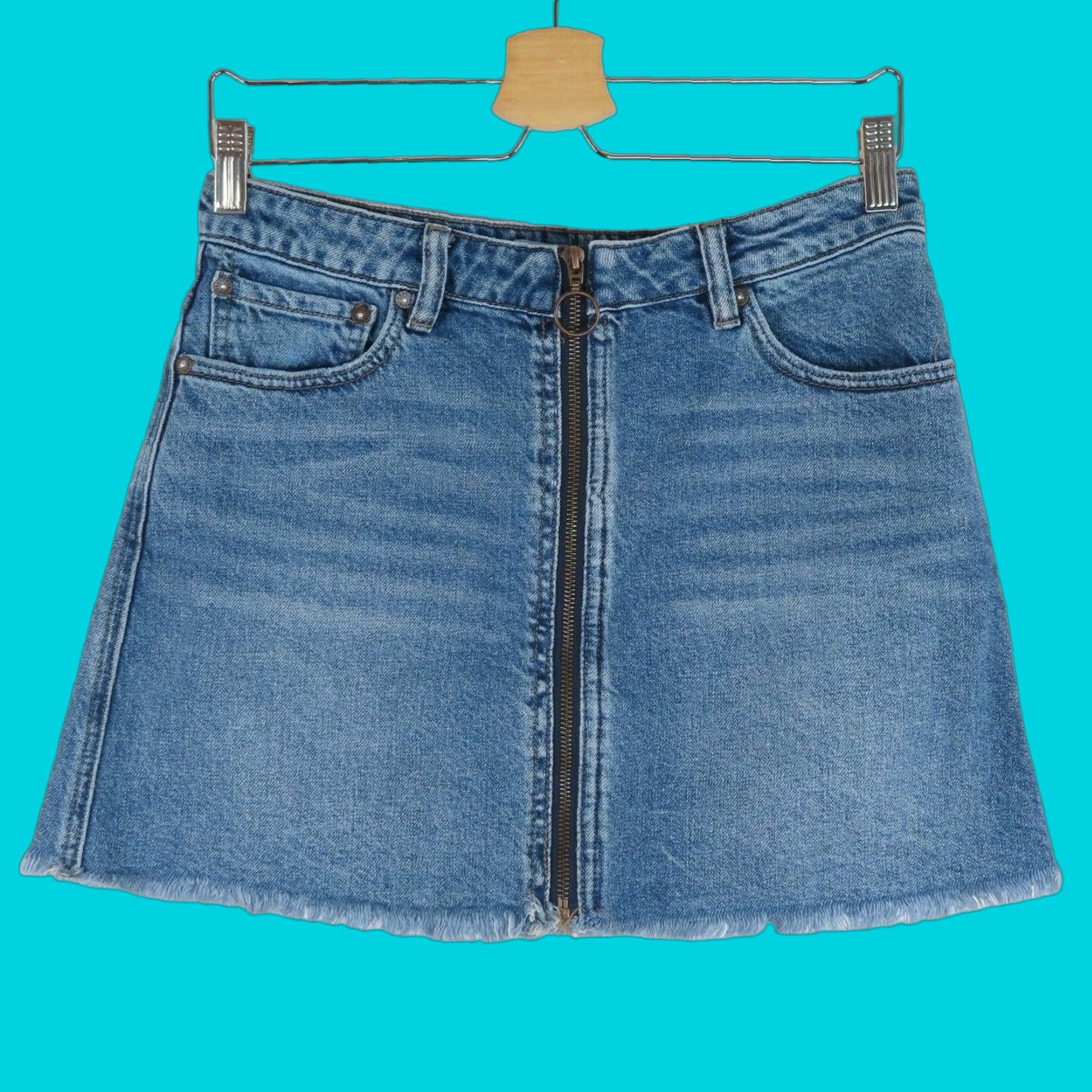 Vintage We The Free Skirt Womens 27 Denim Blue A-Line Short Zip Front Distressed Hem Frayed Hem Casual VintageNo (adjusted) Size 27" / US 4 / IT 40 - 1 Thumbnail