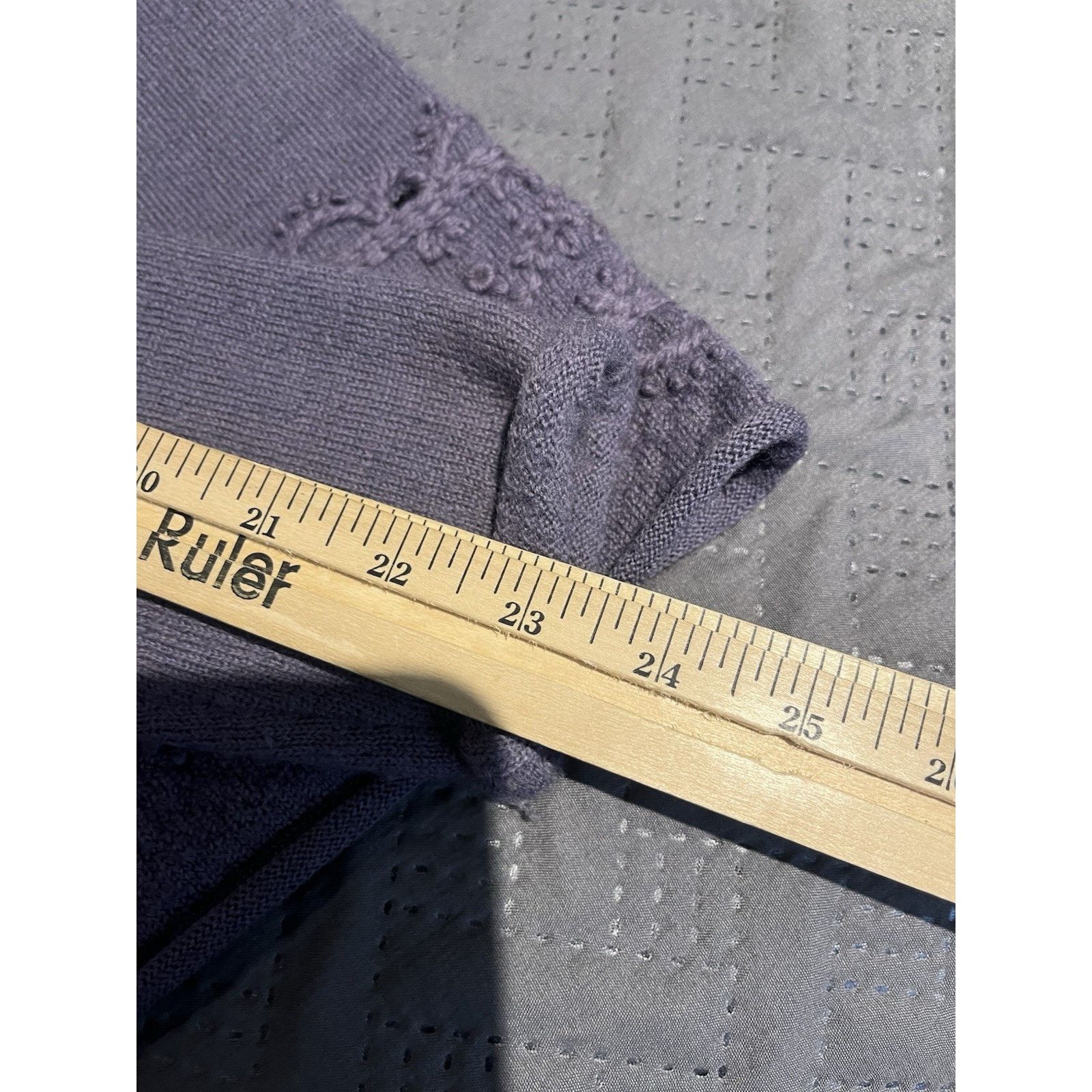 Other Vtg Herman Geist women's M purple 100% wool cardigan sweater Size M / US 6-8 / IT 42-44 - 6 Thumbnail