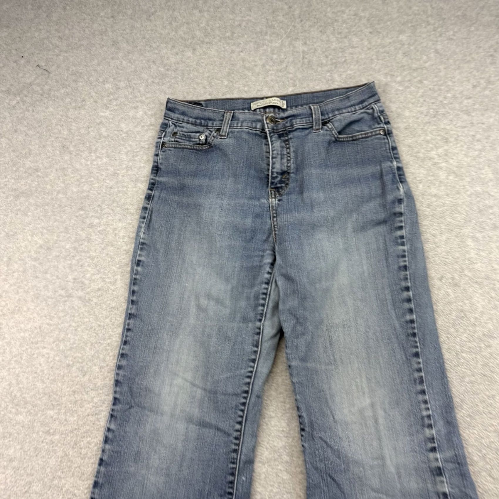 Denime VINTAGE Levi’s Jeans Women’s 12 Blue Denim Bootcut Slimming 512 Rodeo Flare 90s Size 34" / US 12 / IT 48 - 3 Thumbnail