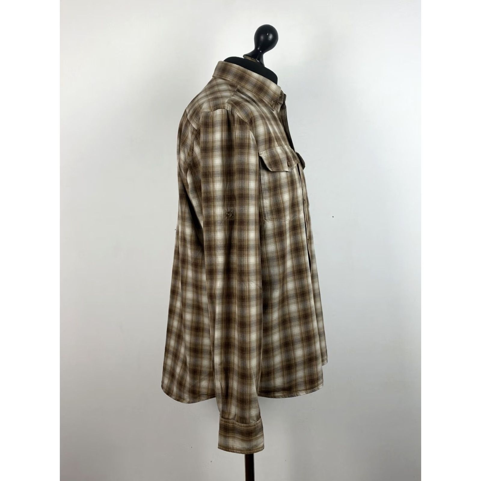 Vintage Fjallraven Sarek Mens Brown Plaid Outdoor Hiking Shirt XL Regular Fit Shirt Mens XL Brown Plaid Outdoor Hiking Shirt Size US XL / EU 56 / 4 - 2 Thumbnail