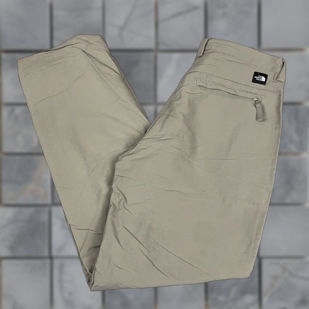 The North Face The North Face Hiking Pants Womens 8 Brown Beige Nylon Casual Outdoor TNF Size 30" / US 8 / IT 44 - 1 Thumbnail
