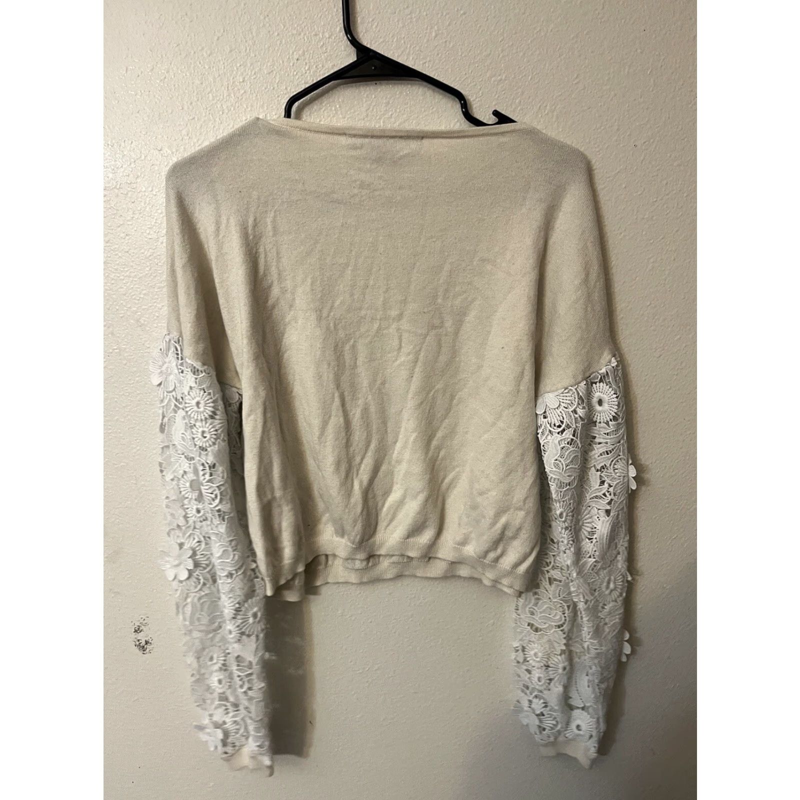 French Connection French Connection Womens Ivory Crop Sweater Size Large Size L / US 10 / IT 46 - 2 Thumbnail