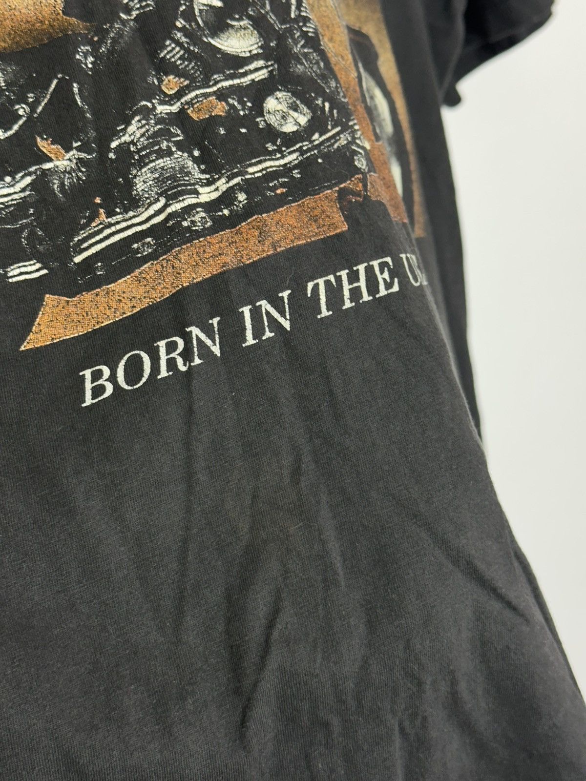 Band Tees Vintage Jim Beam "Born in the USA" Graphic T-Shirt Size US XL / EU 56 / 4 - 3 Thumbnail