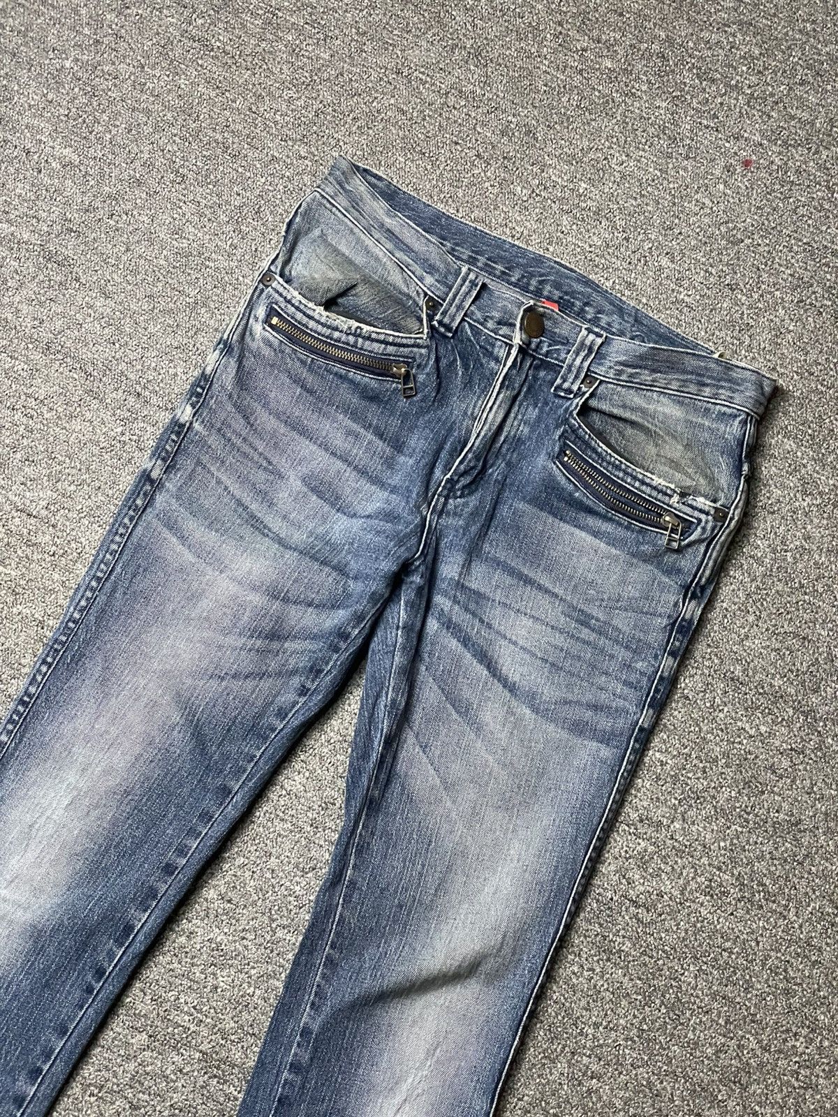 Japanese Brand × Uniqlo × Vintage UNIQLO Distressed Denim Straight Cut Jeans (92) Size US 30 / EU 46 - 4 Thumbnail