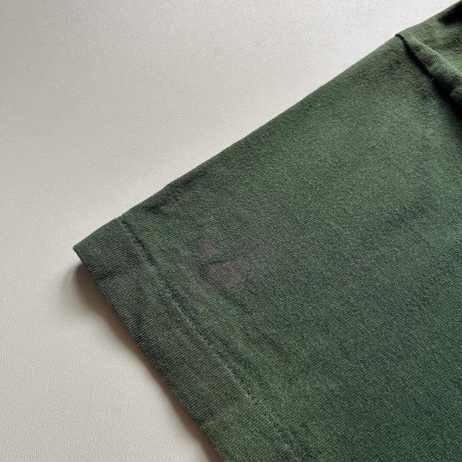 Vintage Vintage Sun Faded Green Blank Pocket T-Shirt XL 90s BVD Rare Size US XL / EU 56 / 4 - 8 Thumbnail