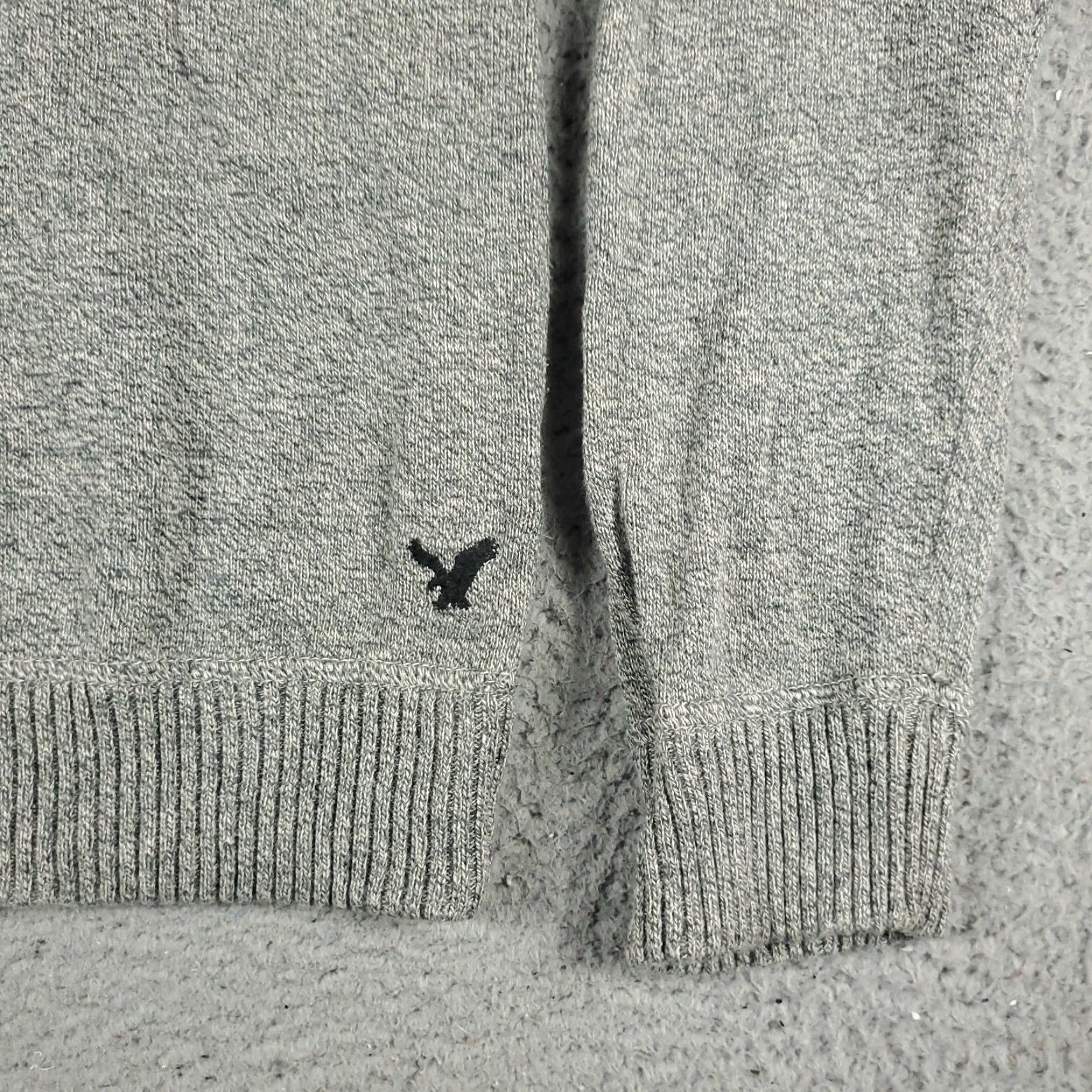 American Eagle Outfitters VINTAGE American Eagle Outfitters Sweater Mens Large Gray Pullover SweatshirtCrew Neck All Seasons Casual Warm Mens Size US L / EU 52-54 / 3 - 4 Thumbnail