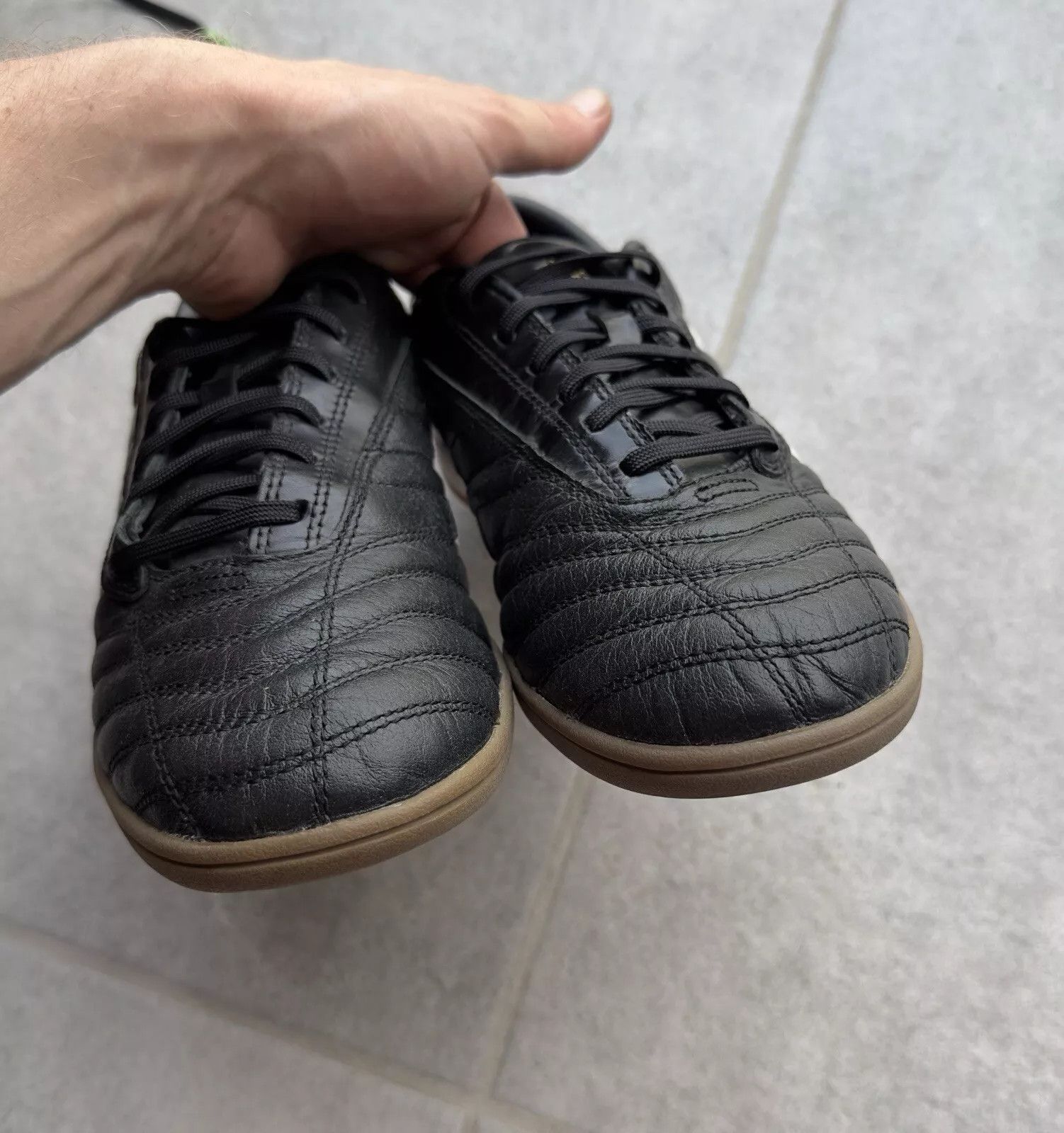 Adidas AdiNova 2009 Black Leather Indoor Soccer Shoes Mens