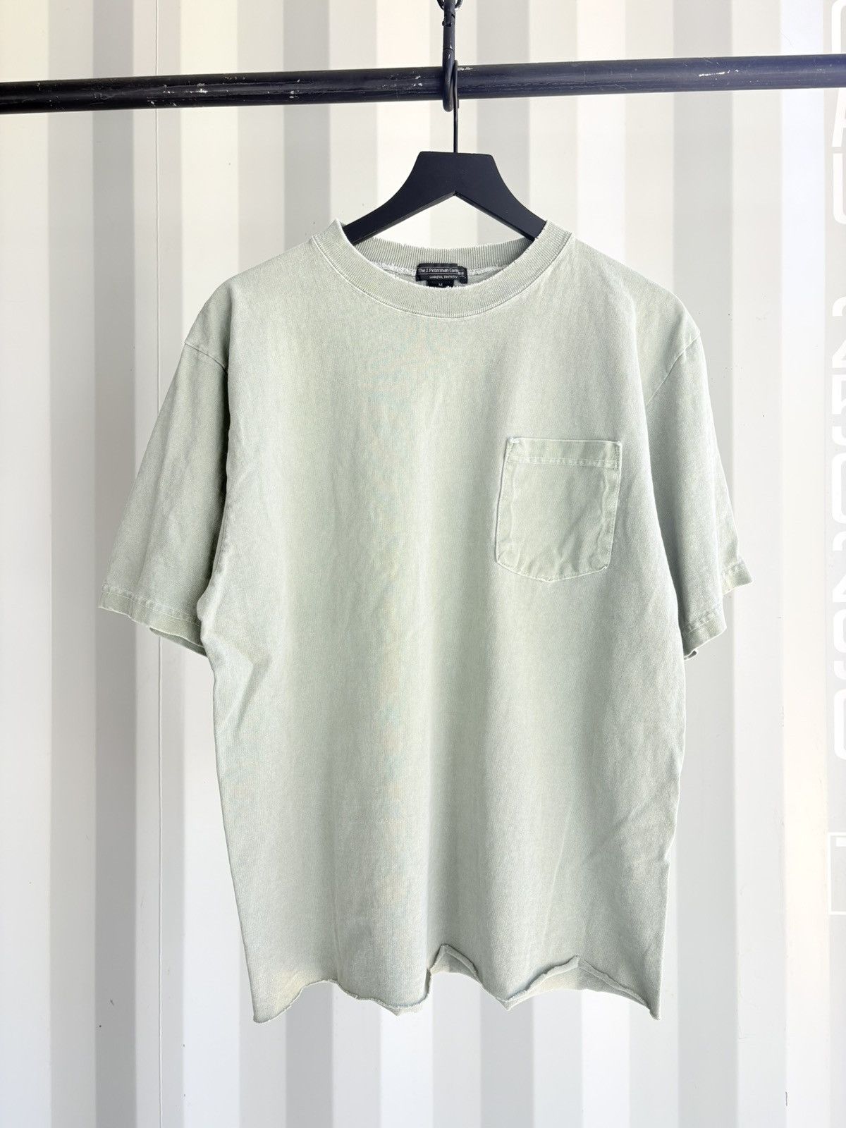 Vintage Thrashed Sun Faded Shirt Distressed Band Tee Erd grunge Size US L / EU 52-54 / 3 - 1 Thumbnail