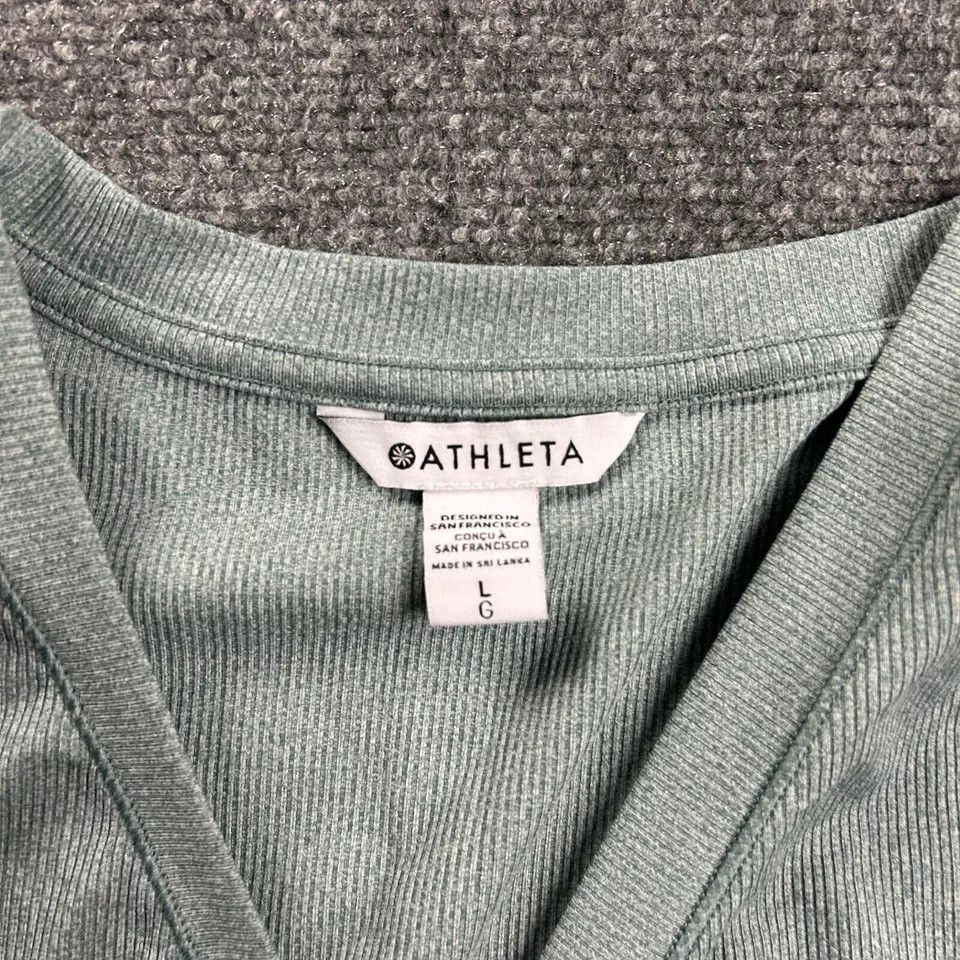 Athleta Athleta Top Womens Large V-Neck Henley Casual Long Sleeve Size L / US 10 / IT 46 - 3 Thumbnail