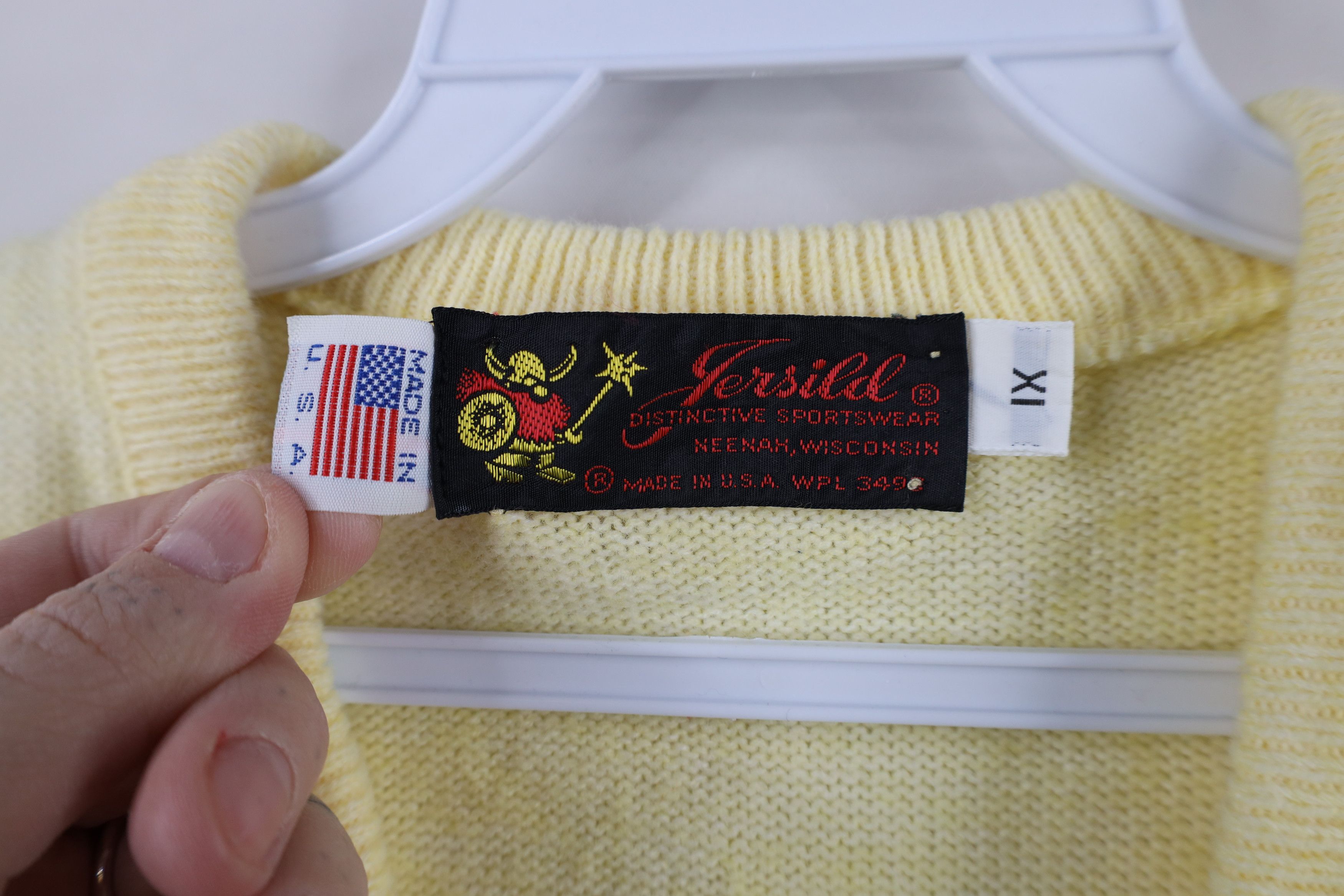 Vintage Vintage 70s Streetwear Soft Knit Sleeveless Sweater Vest USA Size XL / US 12-14 / IT 48-50 - 4 Thumbnail