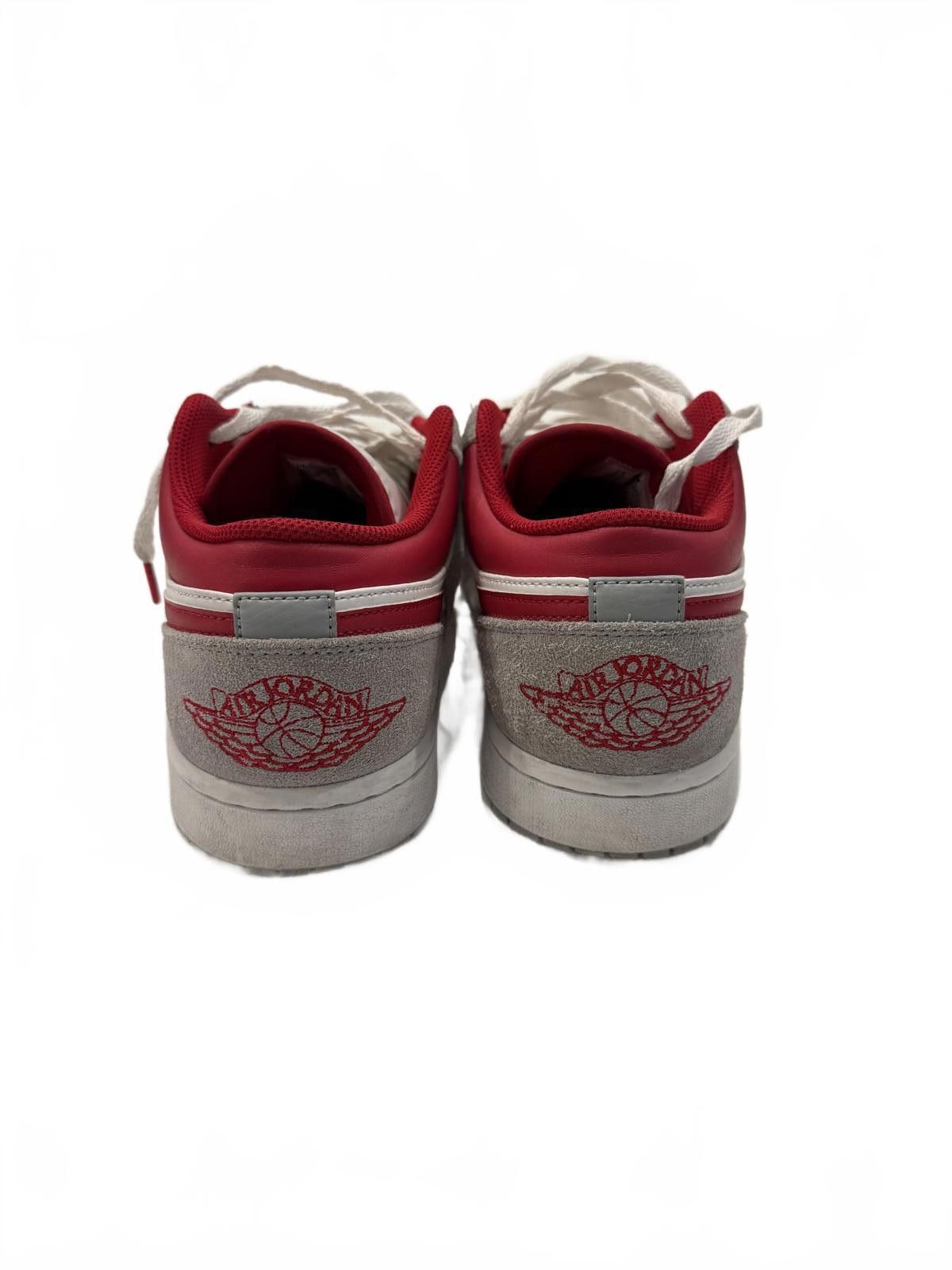 Jordan Brand Nike Air Jordan 1 Low SE “Light Smoke Grey Gym Red” Size 9.5 Size ONE SIZE - 4 Thumbnail