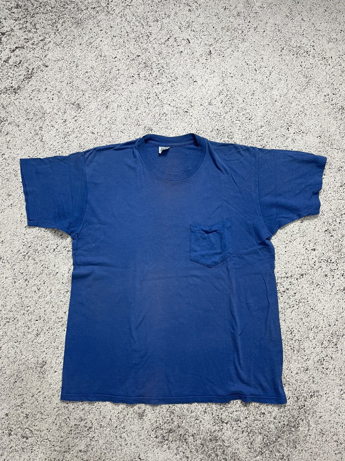 Vintage Thrashed sun faded Selvedge Pocket tee 90s’ Distressed Size US L / EU 52-54 / 3 - 1 Thumbnail