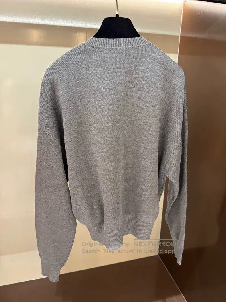 Hermes Hermes Grey horse logo cashmere and silk knitted sweater Size XS / US 0-2 / IT 36-38 - 5 Thumbnail