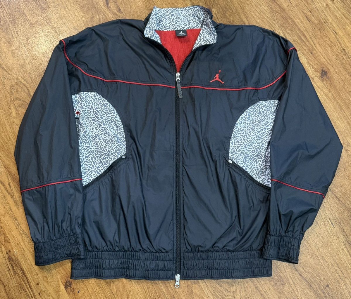Nike Vintage Nike Jordan AJ3 Cement Jacket Black 100% Authentic L Size US L / EU 52-54 / 3 - 1 Thumbnail