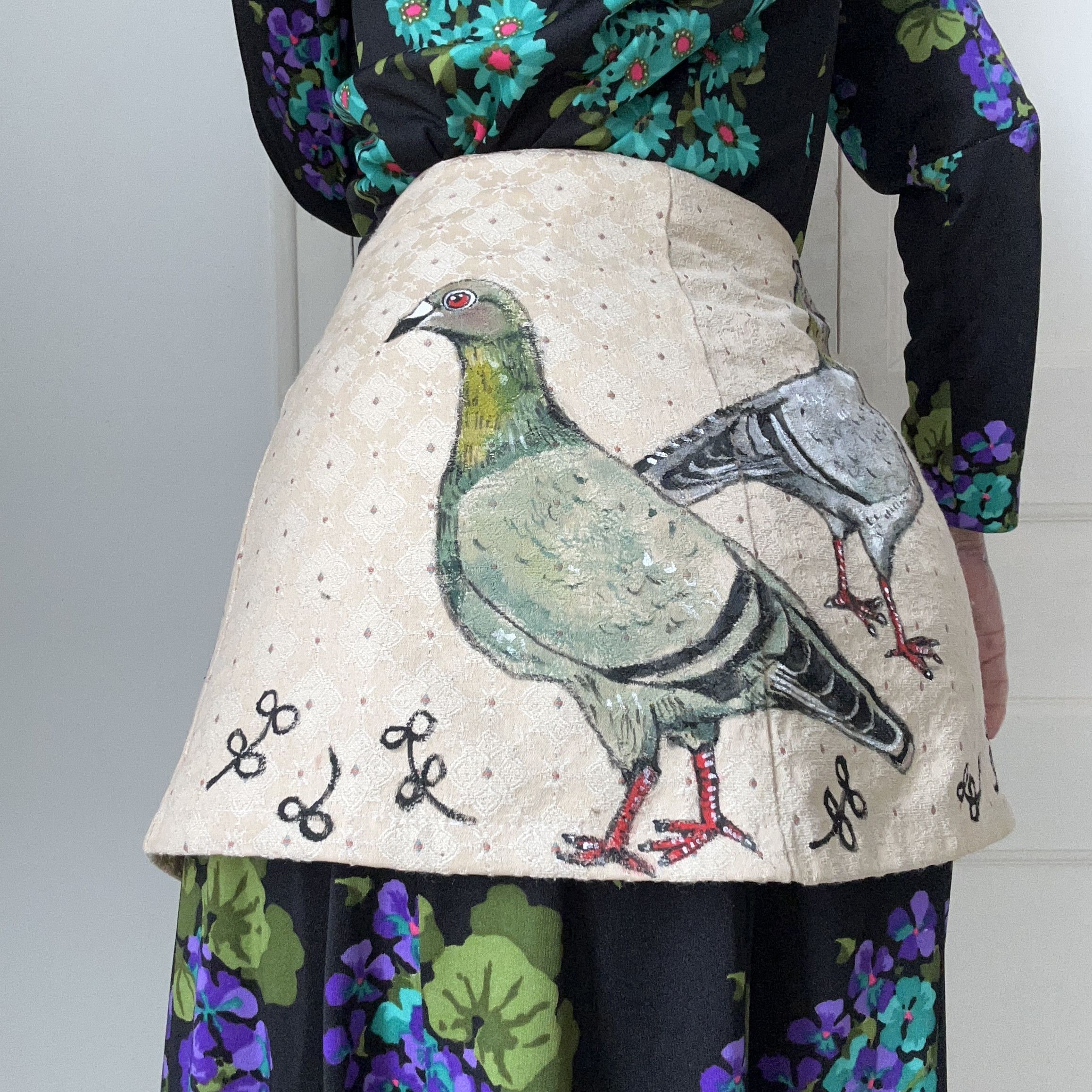 Custommade Custommade Hand Painted Pigeon Cotton Mini Skirt Size 27" / US 4 / IT 40 - 5 Thumbnail