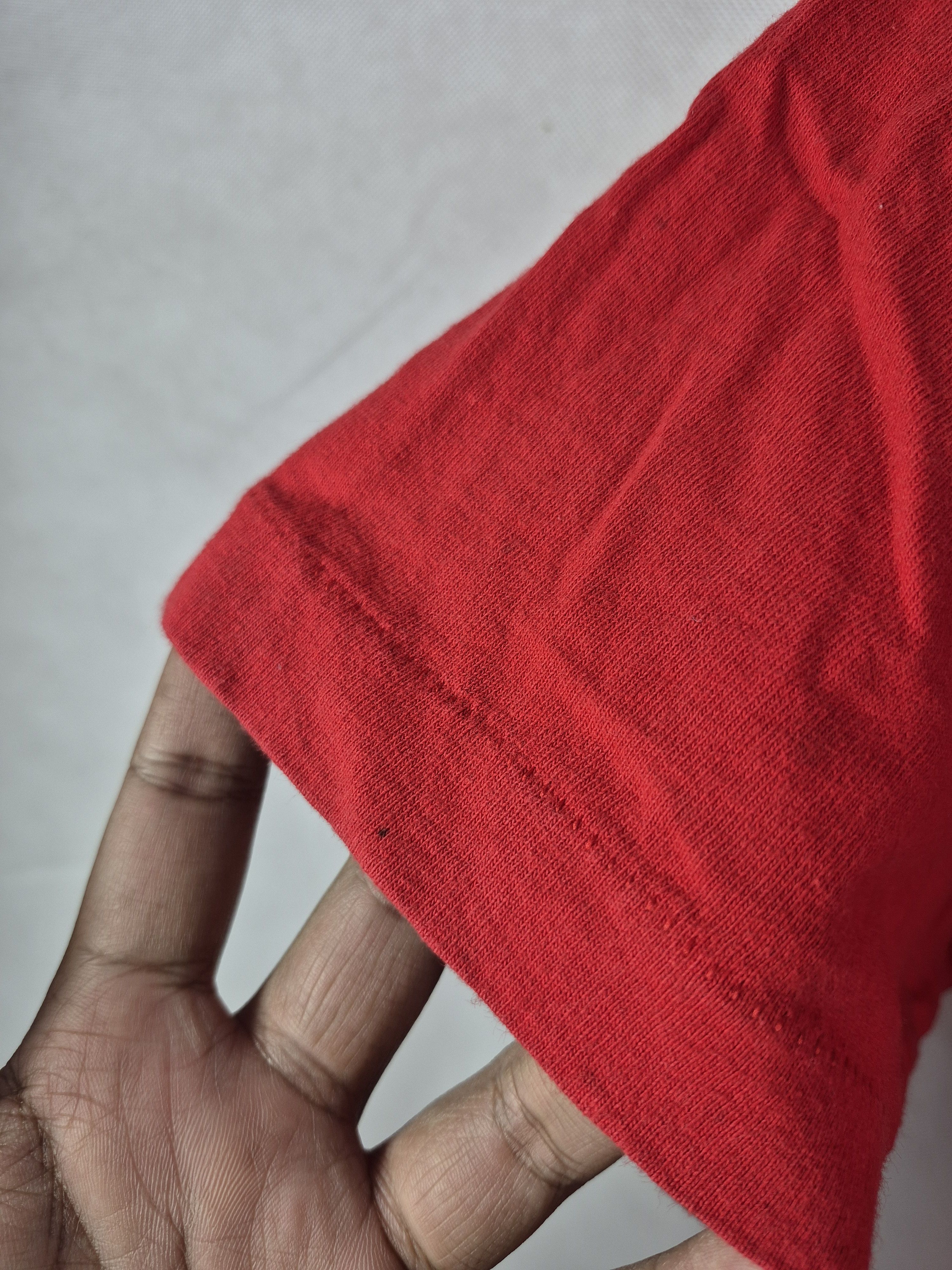 Vintage 🔥 Vintage 90s Plain Red Tees Size US XL / EU 56 / 4 - 5 Thumbnail