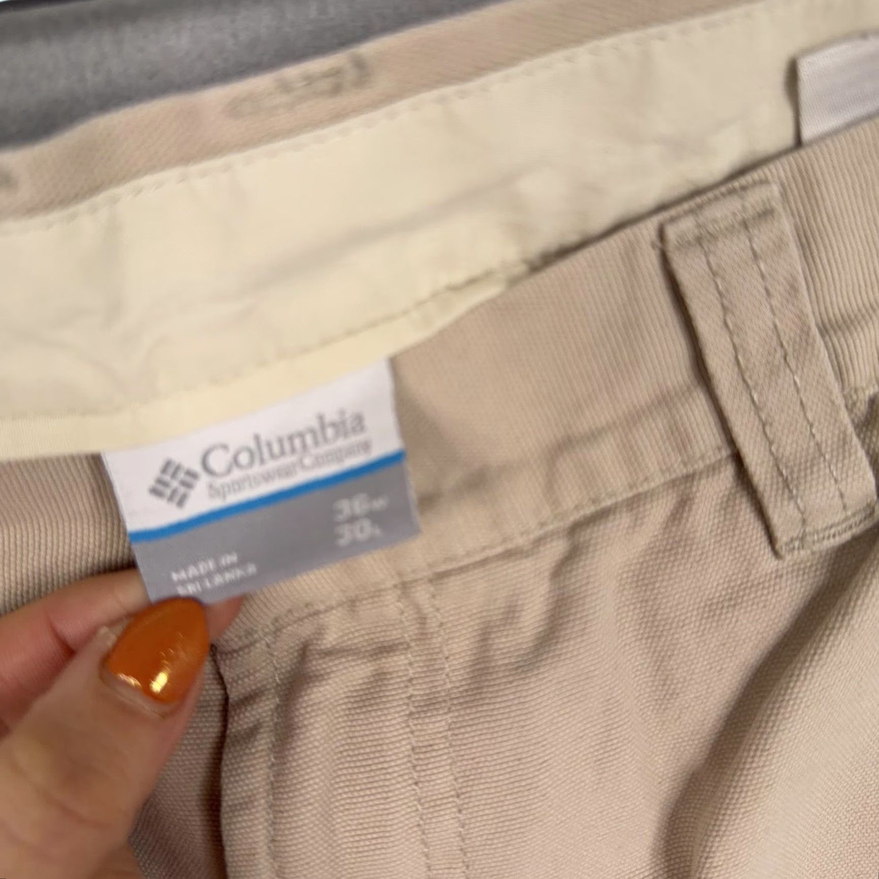 Vintage Columbia Pants Mens 36x30 Khaki Cotton Canvas Chino Pocket Hiking Work Mens Clothing Pants Size US 36 / EU 52 - 6 Thumbnail