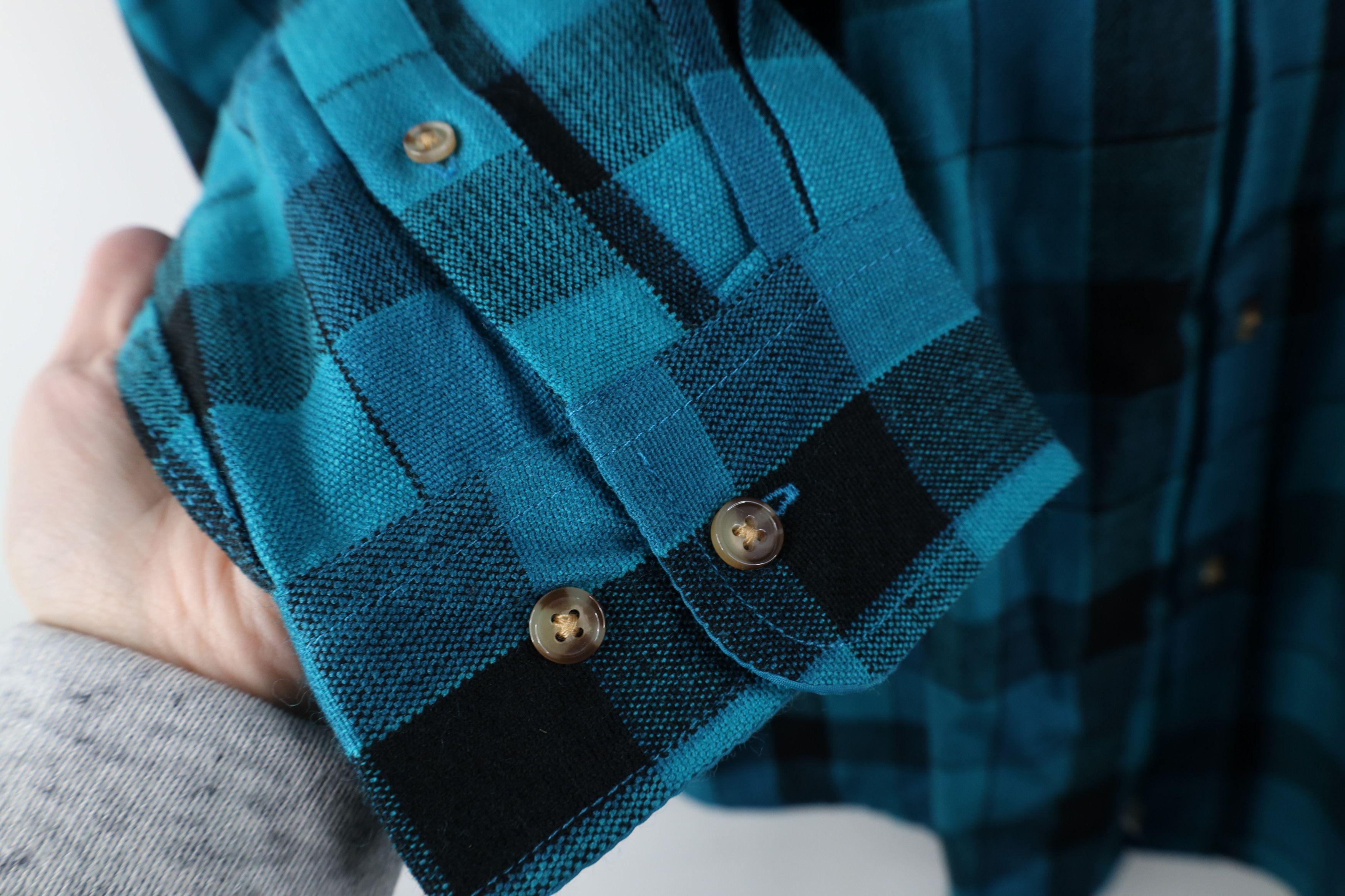 Vintage Vintage 90s Streetwear Pocket Collared Button Shirt Plaid Size US M / EU 48-50 / 2 - 7 Thumbnail