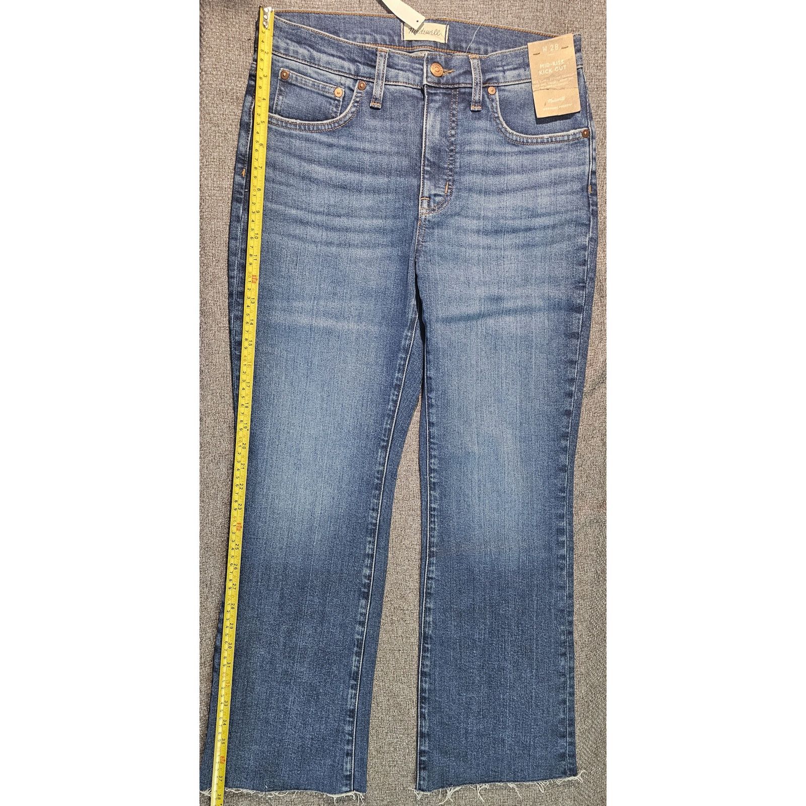 Madewell Women's Madewell Mid-Rise Kick Out Jeans w/ Raw Hem Size 28" / US 6 / IT 42 - 1 Thumbnail