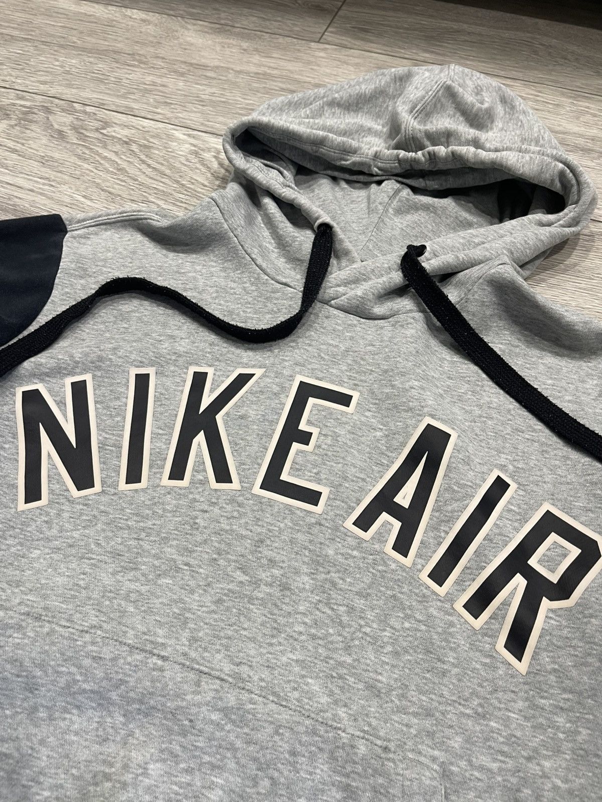 Nike Vintage Nike Streetwear Hoodie Size US S / EU 44-46 / 1 - 3 Thumbnail