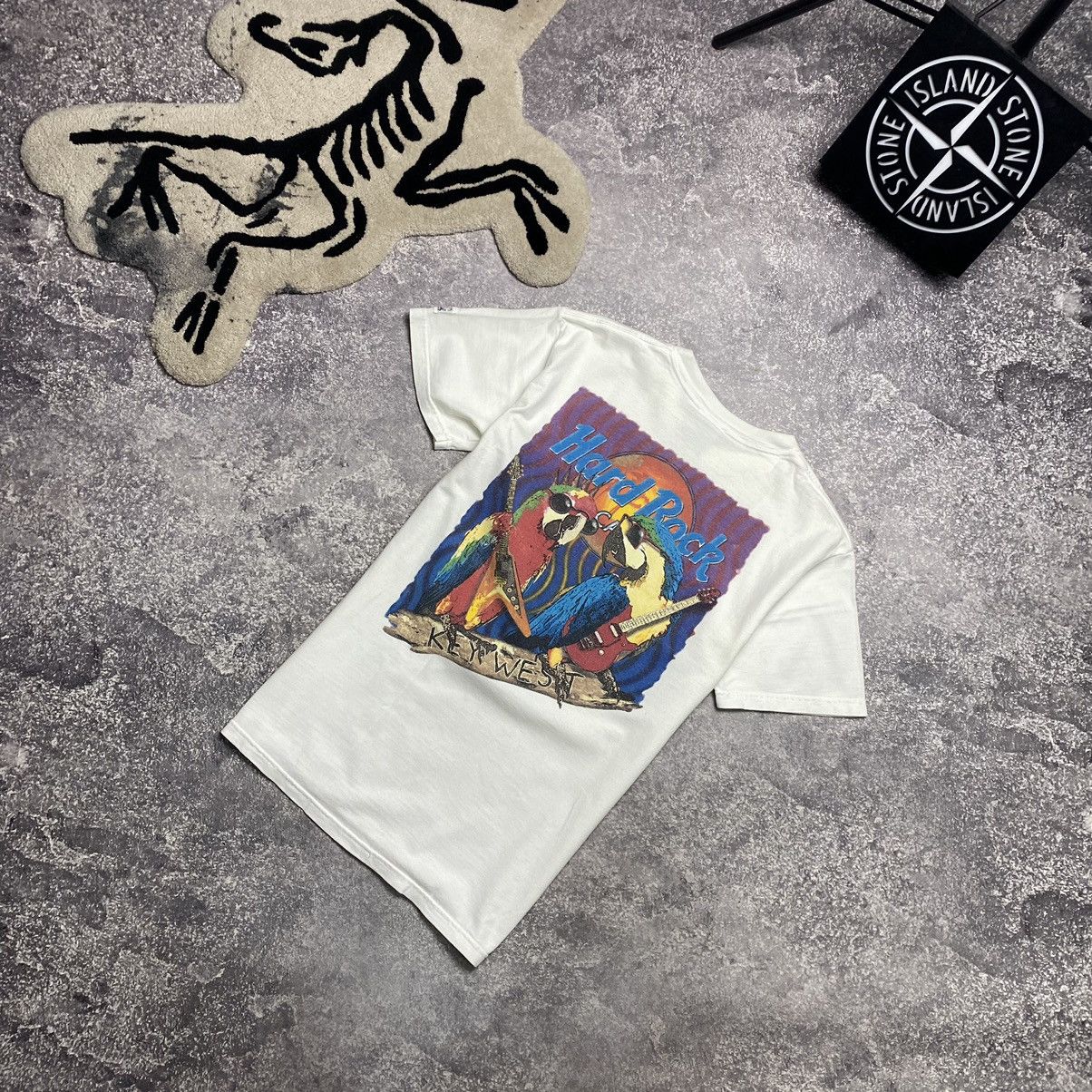 Hard Rock Cafe Vintage 90’s Hard Rock Cafe Big Graphic logo rare tee Size US S / EU 44-46 / 1 - 1 Thumbnail