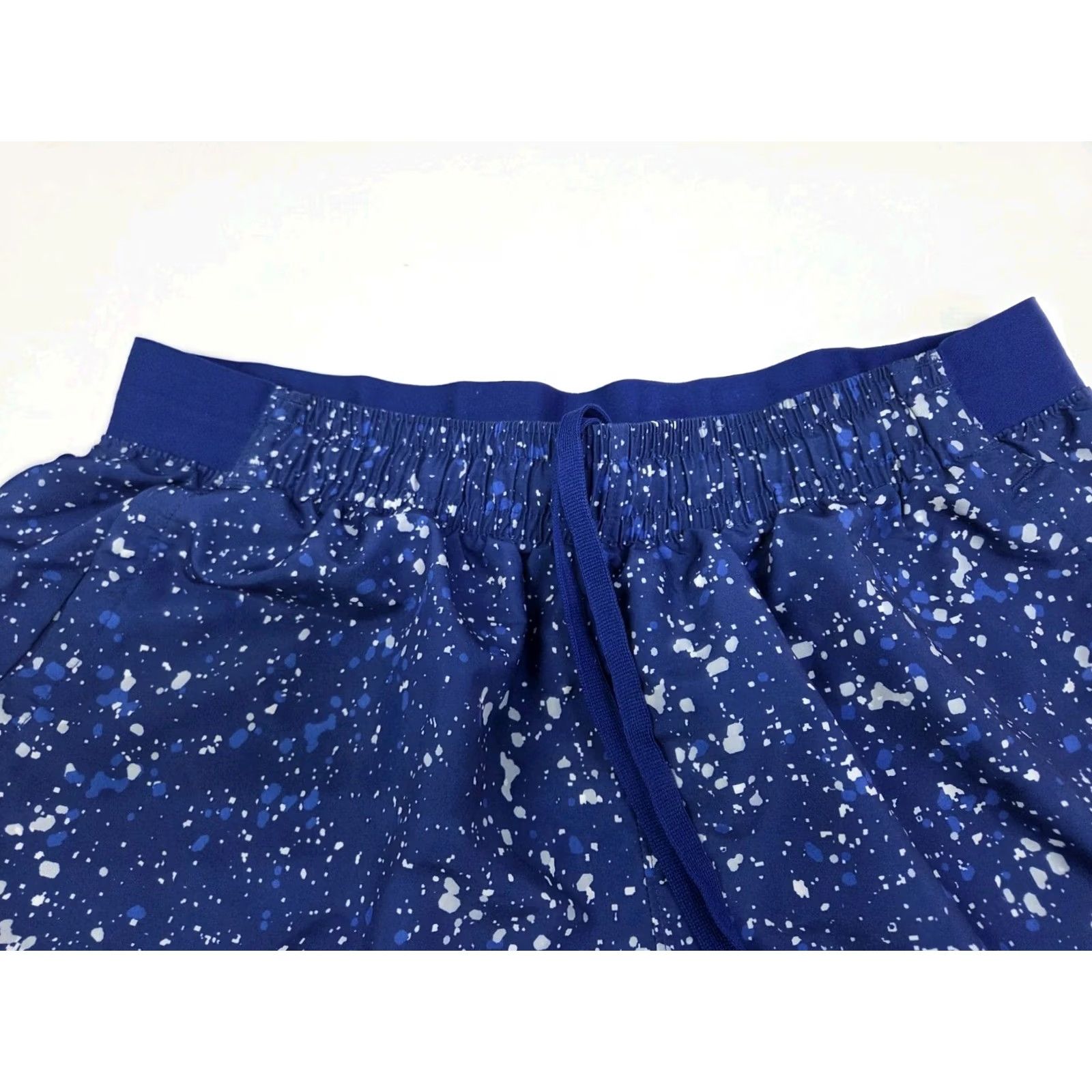 Under Armour Under Armour Mens Loose Running Shorts Pockets Drawstring Size Large Blue/White (8193) Size US 33 - 7 Thumbnail
