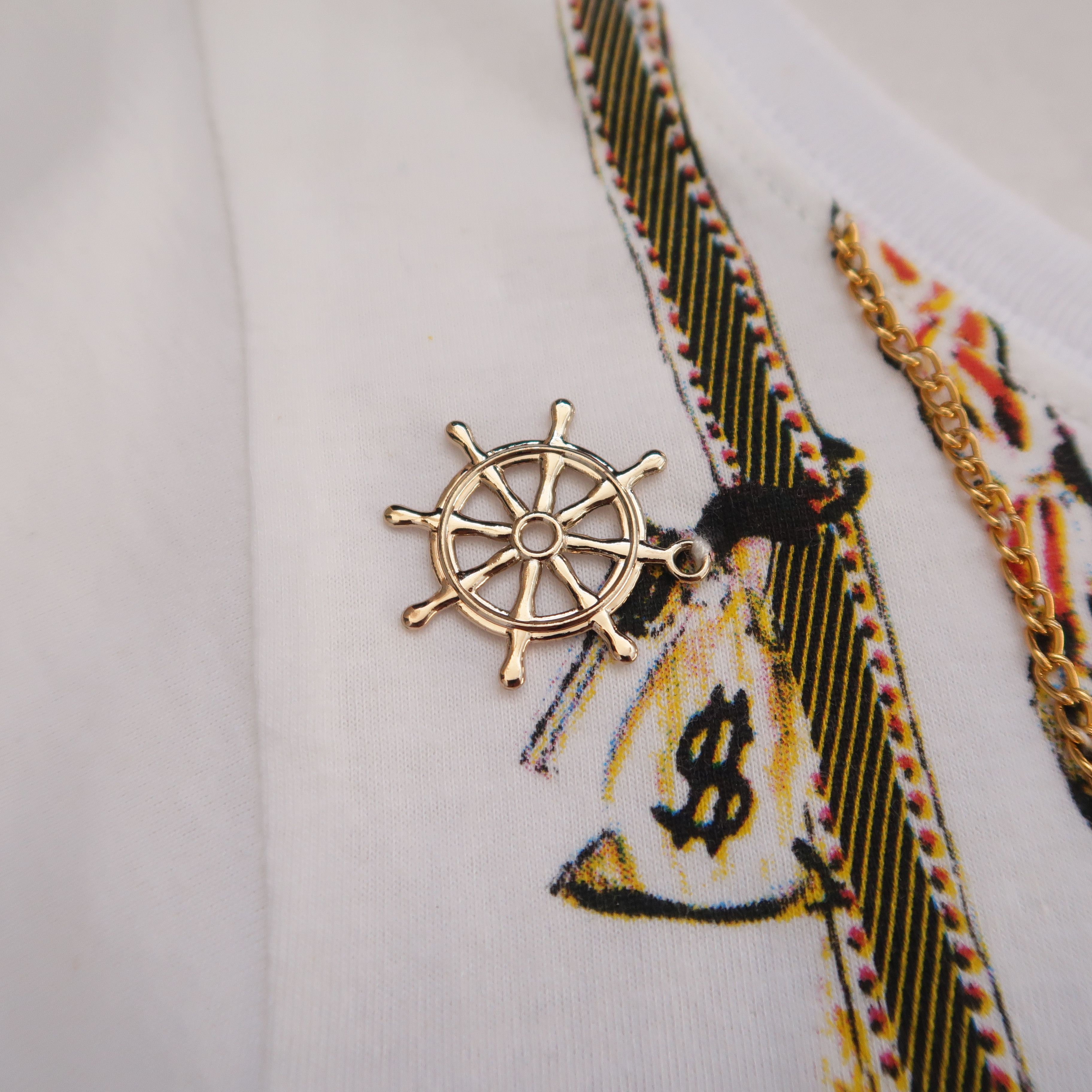 Japanese Brand 1990s Vkei Style Ornament Necklace T-Shirt Size US M / EU 48-50 / 2 - 6 Thumbnail