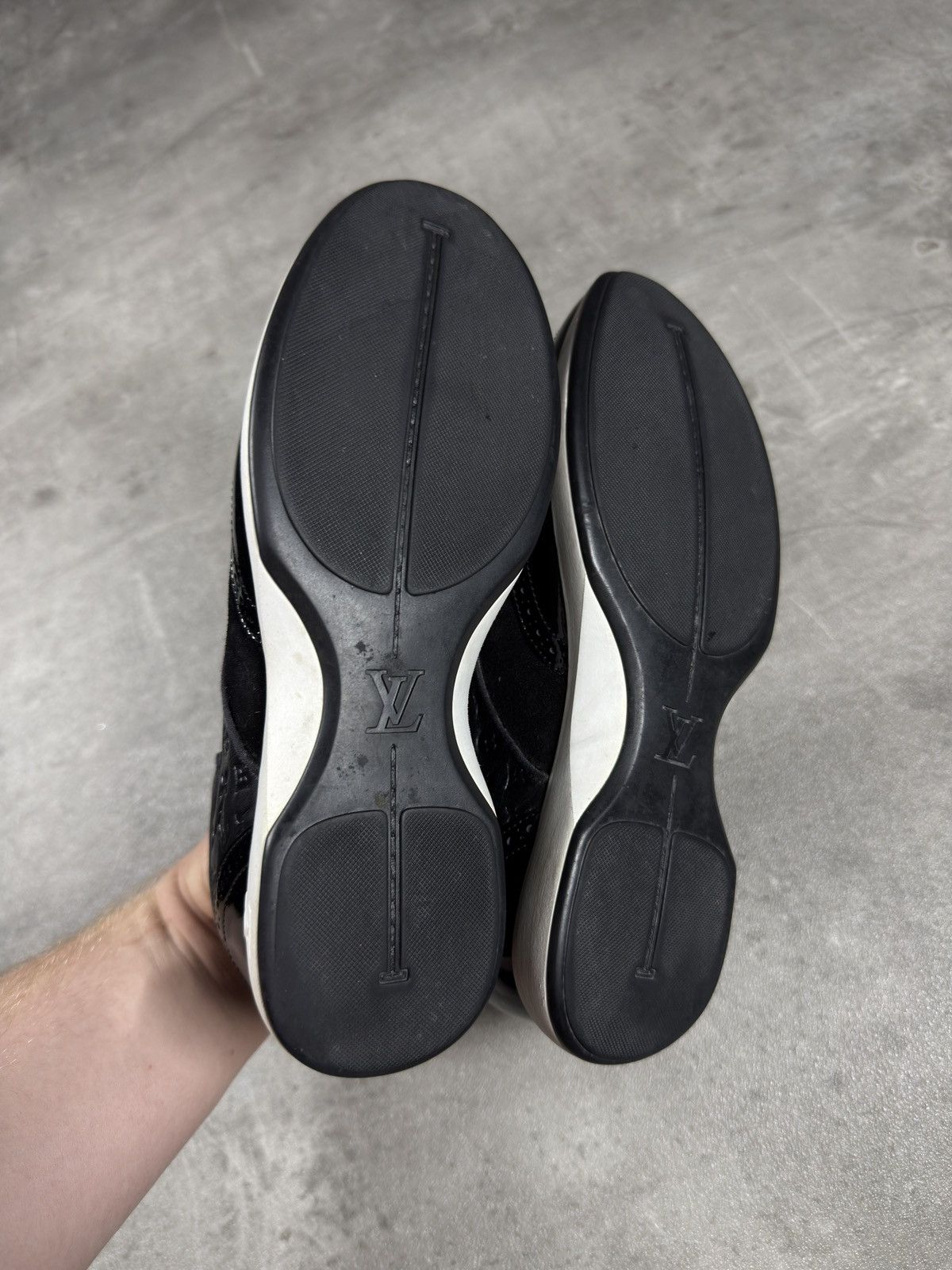 Louis Vuitton Louis Vuitton Monogram Run Away Sneakers – Black / Silver Size US 5 / EU 37 - 6 Thumbnail