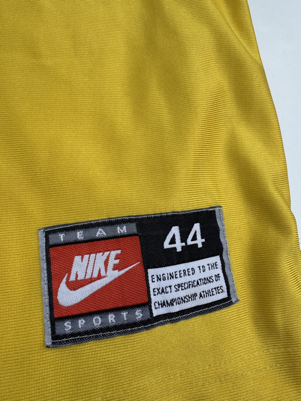 Nike Michigan Wolverines Chris Webber 91-93 College Nike Jersey Size US L / EU 52-54 / 3 - 5 Thumbnail