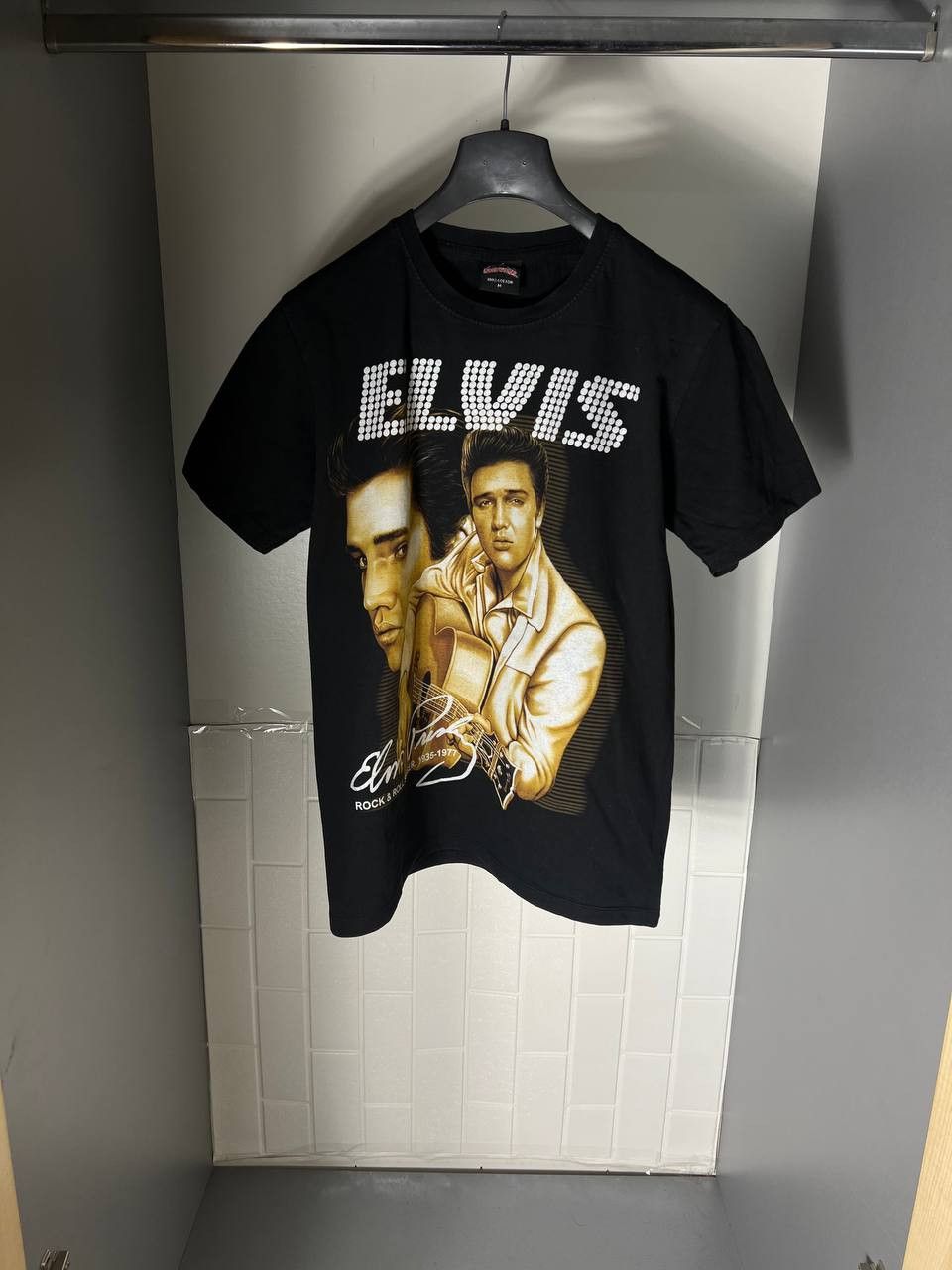 Band Tees VINTAGE ELVIS PRESLEY ROCK & ROLL SINGER T-SHIRT RETRO Y2K Size US M / EU 48-50 / 2 - 1 Thumbnail