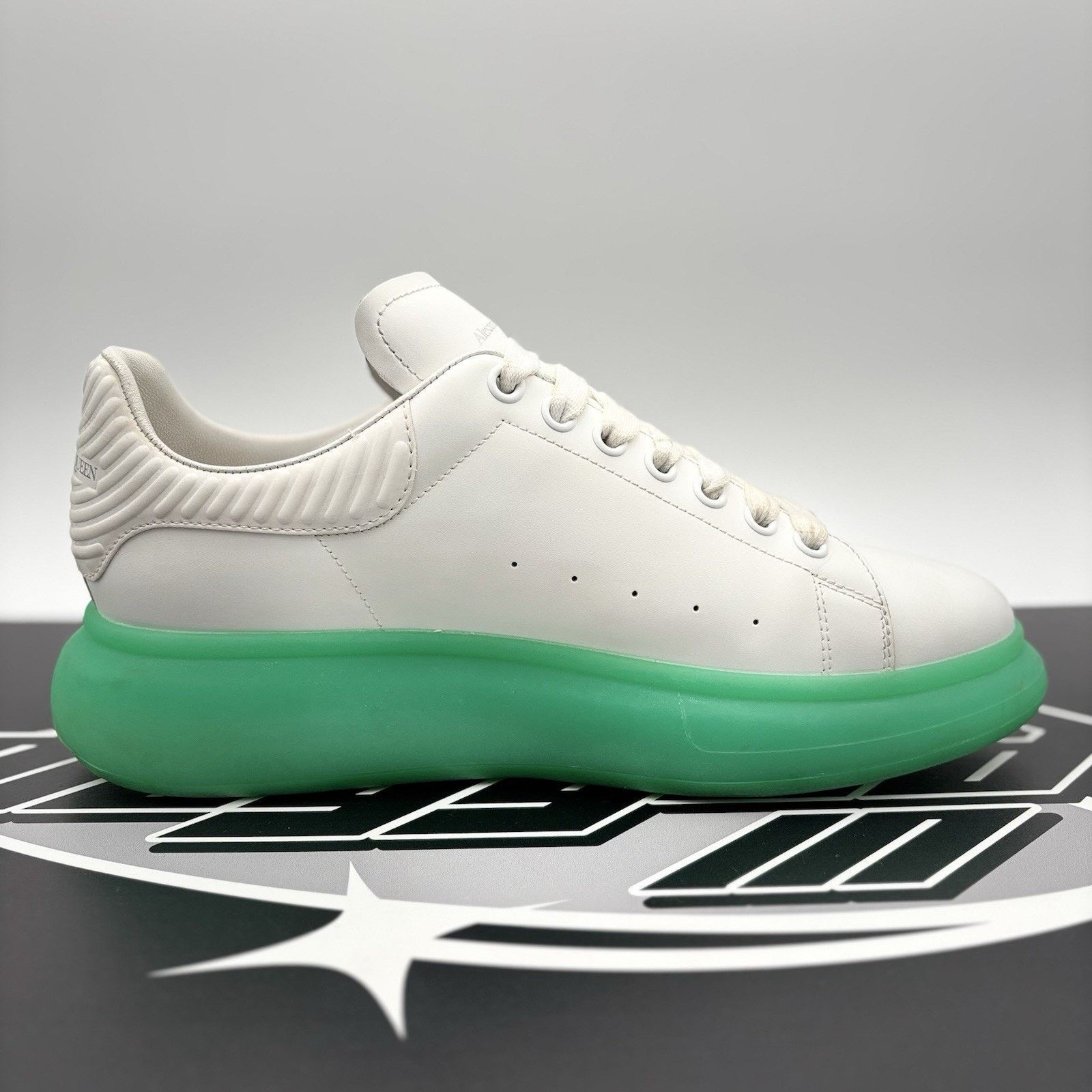 Alexander McQueen Alexander McQueen Oversized ' White Green ' | GREAT COND! Size US 11 / EU 44 - 13 Thumbnail