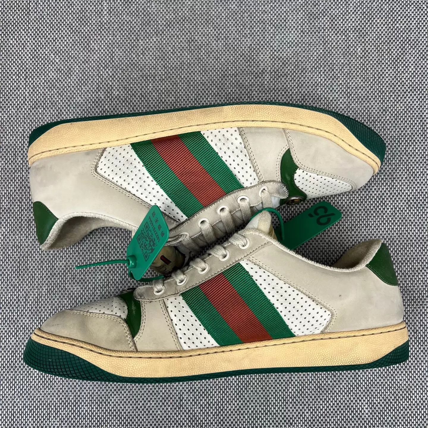 Gucci Gucci Distressed Sneakers gray-green US9 EU43 new box Size US 10 / EU 43 - 2 Thumbnail