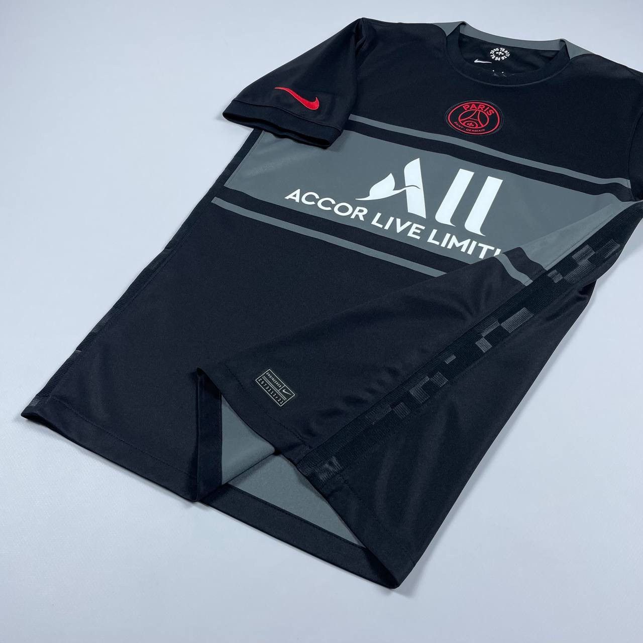 Nike Vintage 30 Messi PSG paris nike size S black rare away Size US S / EU 44-46 / 1 - 11 Thumbnail