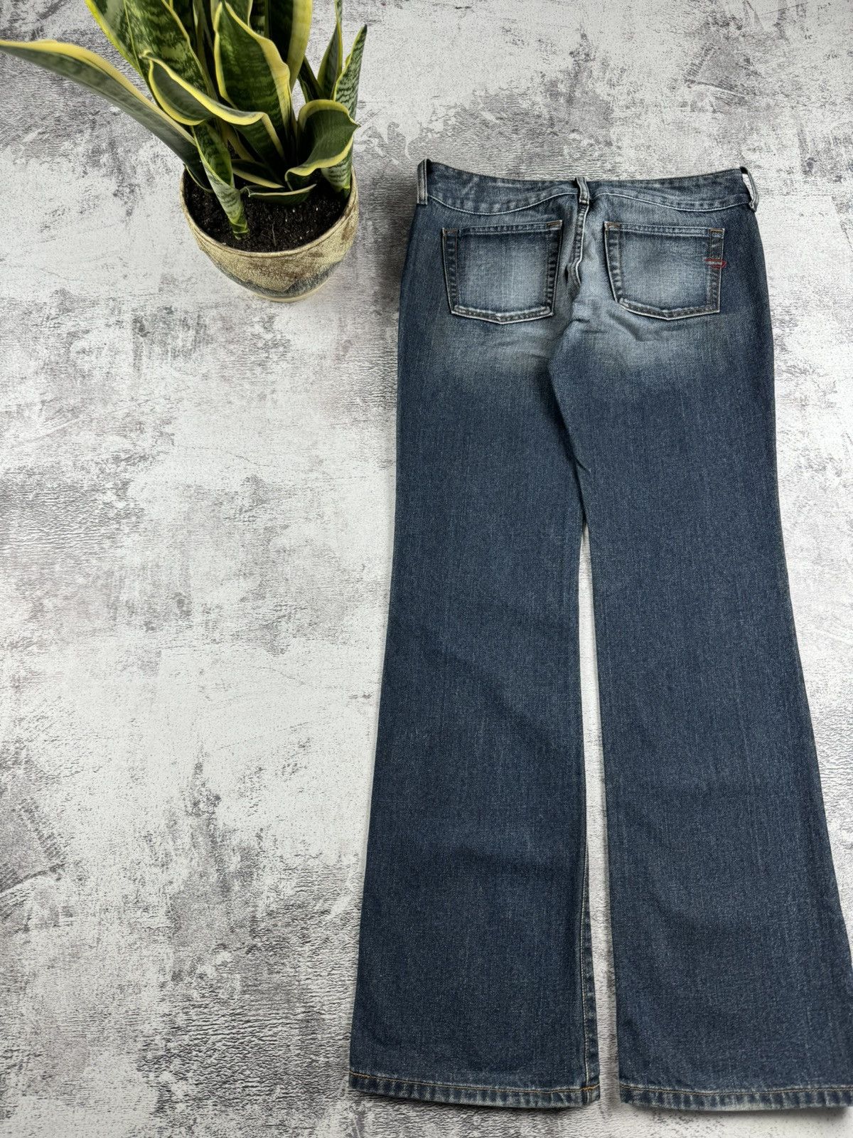 Diesel Diesel Cherone Y2K Distressed Denim Straight Jeans Trousers Size 30" / US 8 / IT 44 - 17 Thumbnail