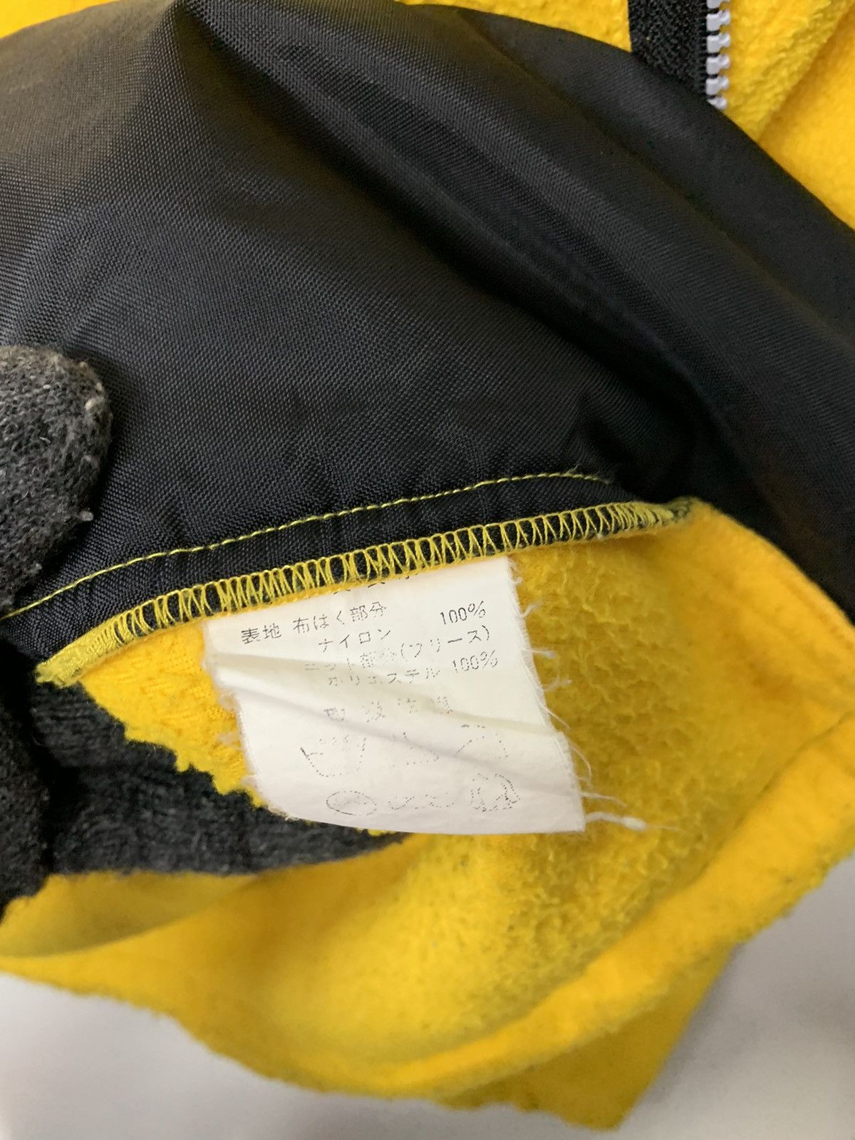 Marlboro Rare Vintage 90's Marlboro Adventure Team Small Logo Fleece Size US L / EU 52-54 / 3 - 7 Thumbnail