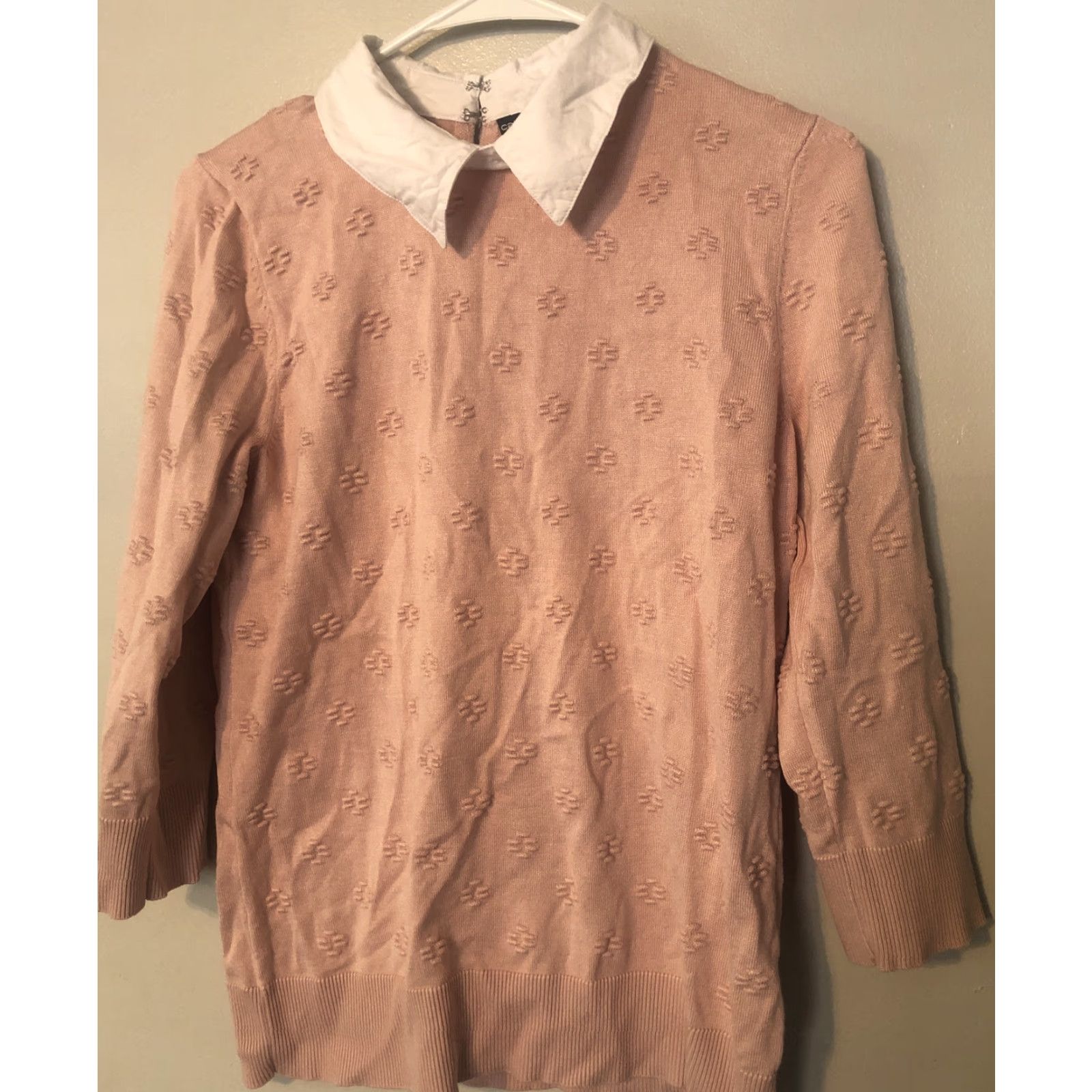 Vintage Cable & Gauge Pink Brushed Geometric Long Sleeve White Collared Sweater Sz M Size M / US 6-8 / IT 42-44 - 2 Thumbnail