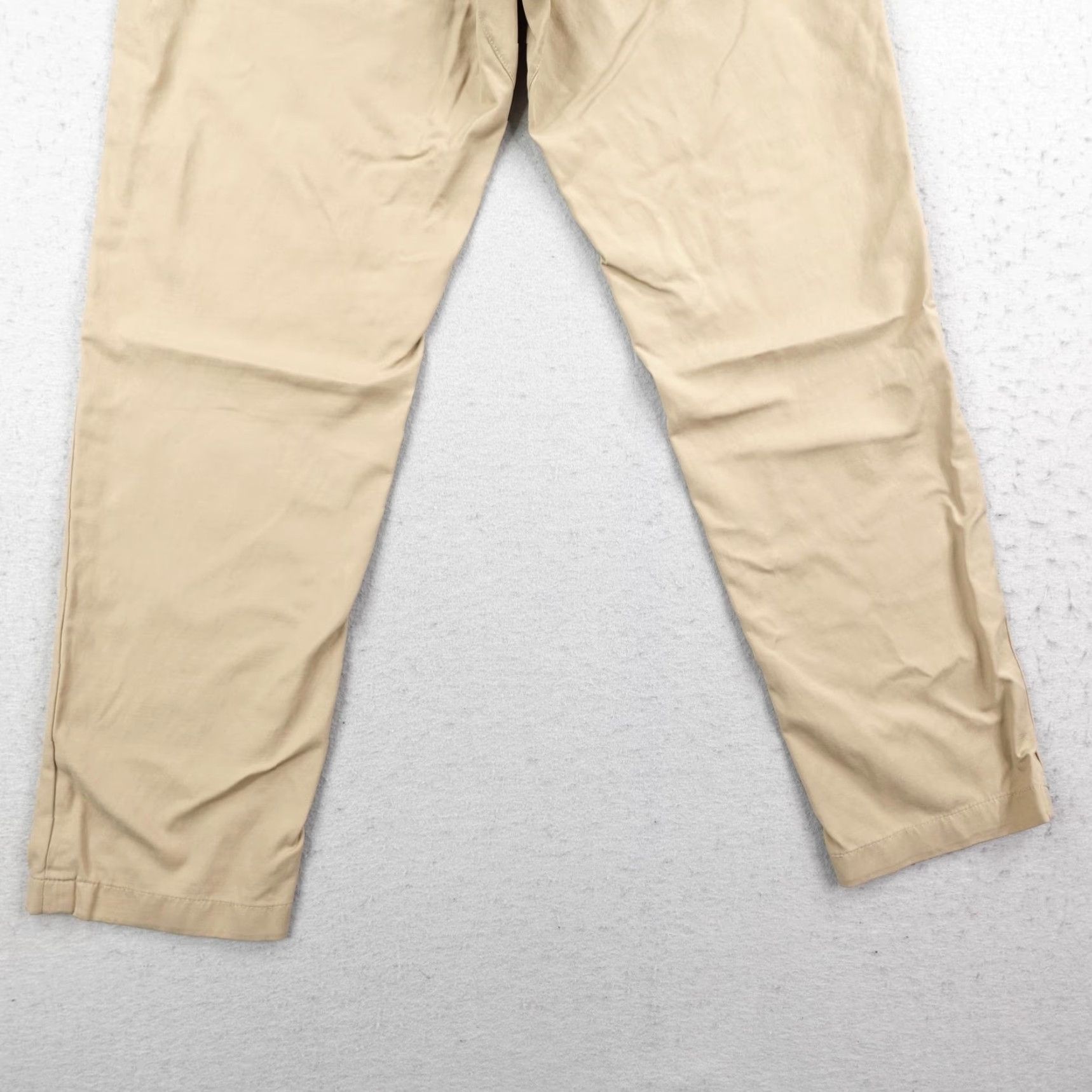 Lululemon Lululemon Pants Mens 32 Khaki Beige ABC Commission Warpstreme Performance Chino Size US 32 / EU 48 - 6 Thumbnail