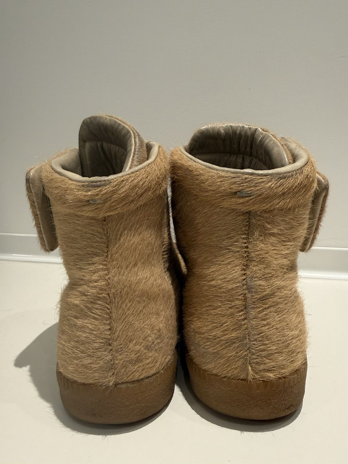 Maison Margiela Maison Margiela Pony Hair Future High EU41 Size US 8 / EU 41 - 4 Thumbnail