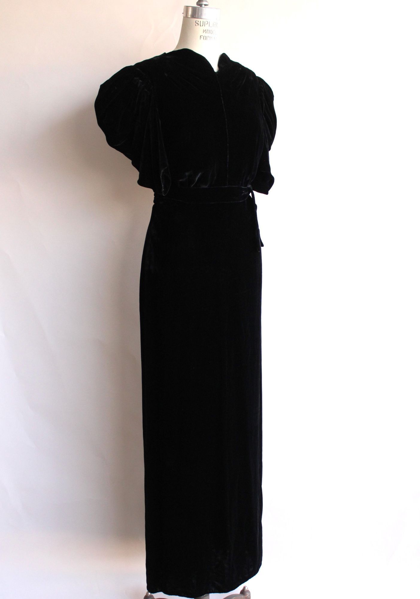 Vintage Vintage 1930s Dress, Kiviette Black Silk Velvet Rare Full Le Size M / US 6-8 / IT 42-44 - 6 Thumbnail