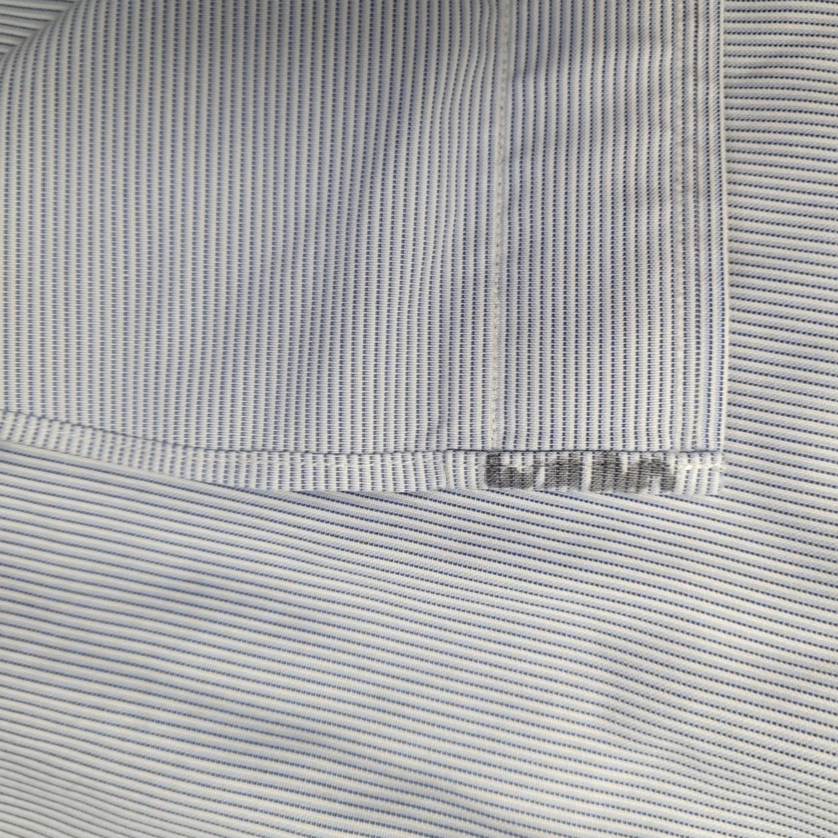Jos. A. Bank Jos A Bank Traveler's Collection Mens Dress Shirt Striped Tailored 15½-35 Blue Long Sleeve Cotton 100% Pocket Mens Clothing Size 42R - 5 Thumbnail