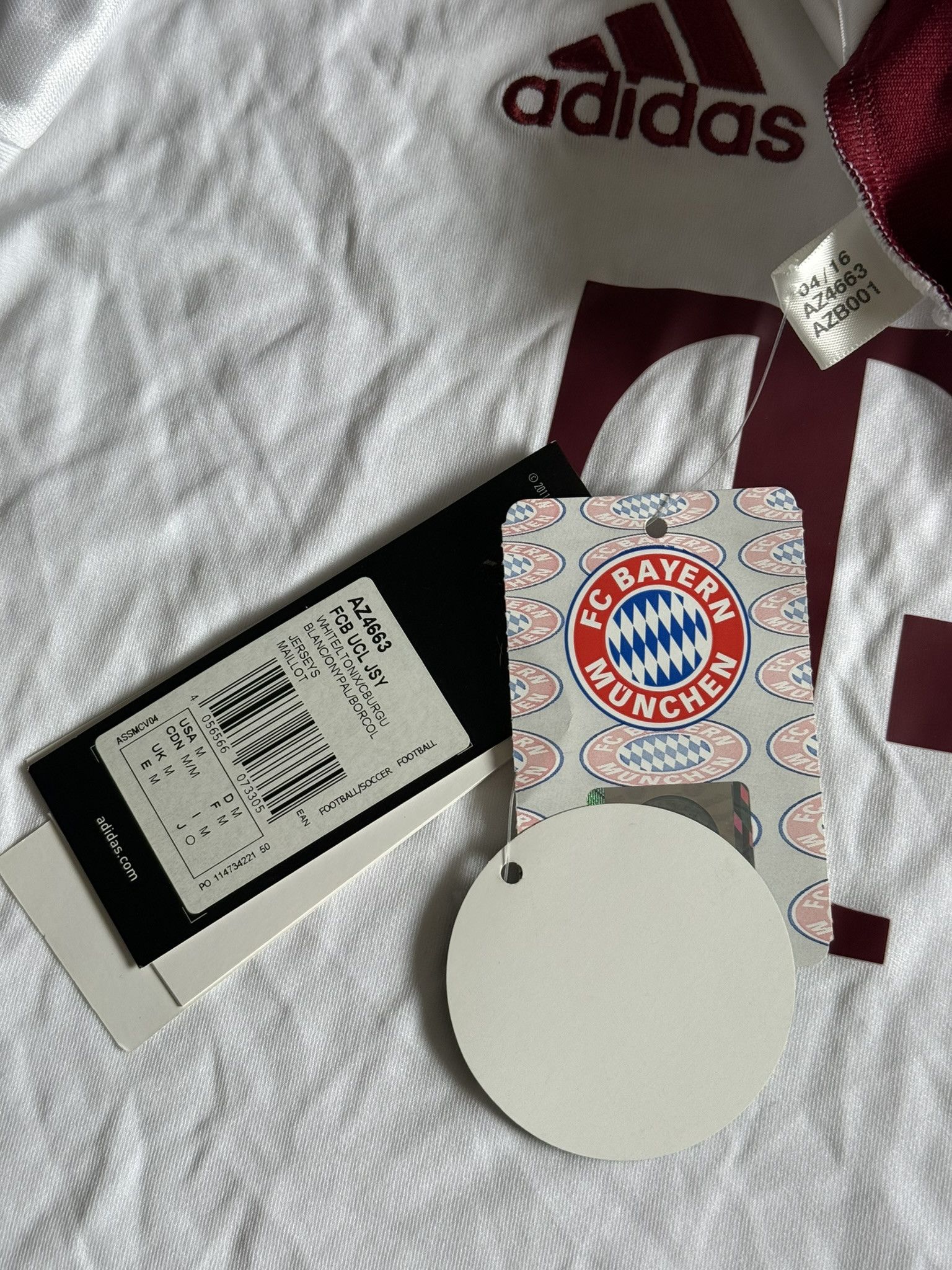 Adidas BAYERN MUNICH 2016 2017 FOOTBALL SHIRT JERSEY ADIDAS size M Size US M / EU 48-50 / 2 - 4 Thumbnail