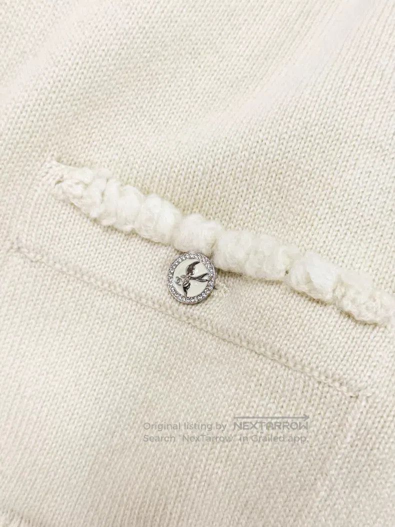 Chanel Chanel Lace rolled edge rhinestone bird buckle knitted car Size S / US 4 / IT 40 - 5 Thumbnail