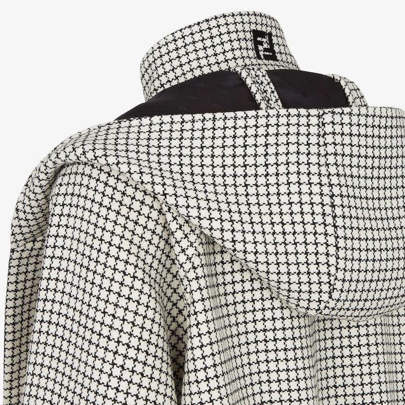 Fendi o1loc1c0426 Blouson in Black/White Size M / US 6-8 / IT 42-44 - 4 Thumbnail