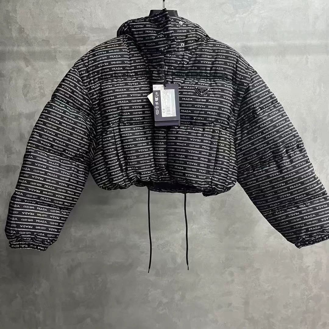 Prada Prada Down Cropped Black Down Jacket XS Women Size XS / US 0-2 / IT 36-38 - 1 Thumbnail